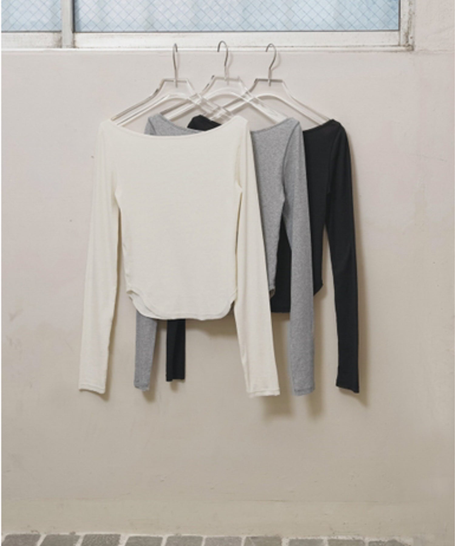 Soft Fraise Tops
