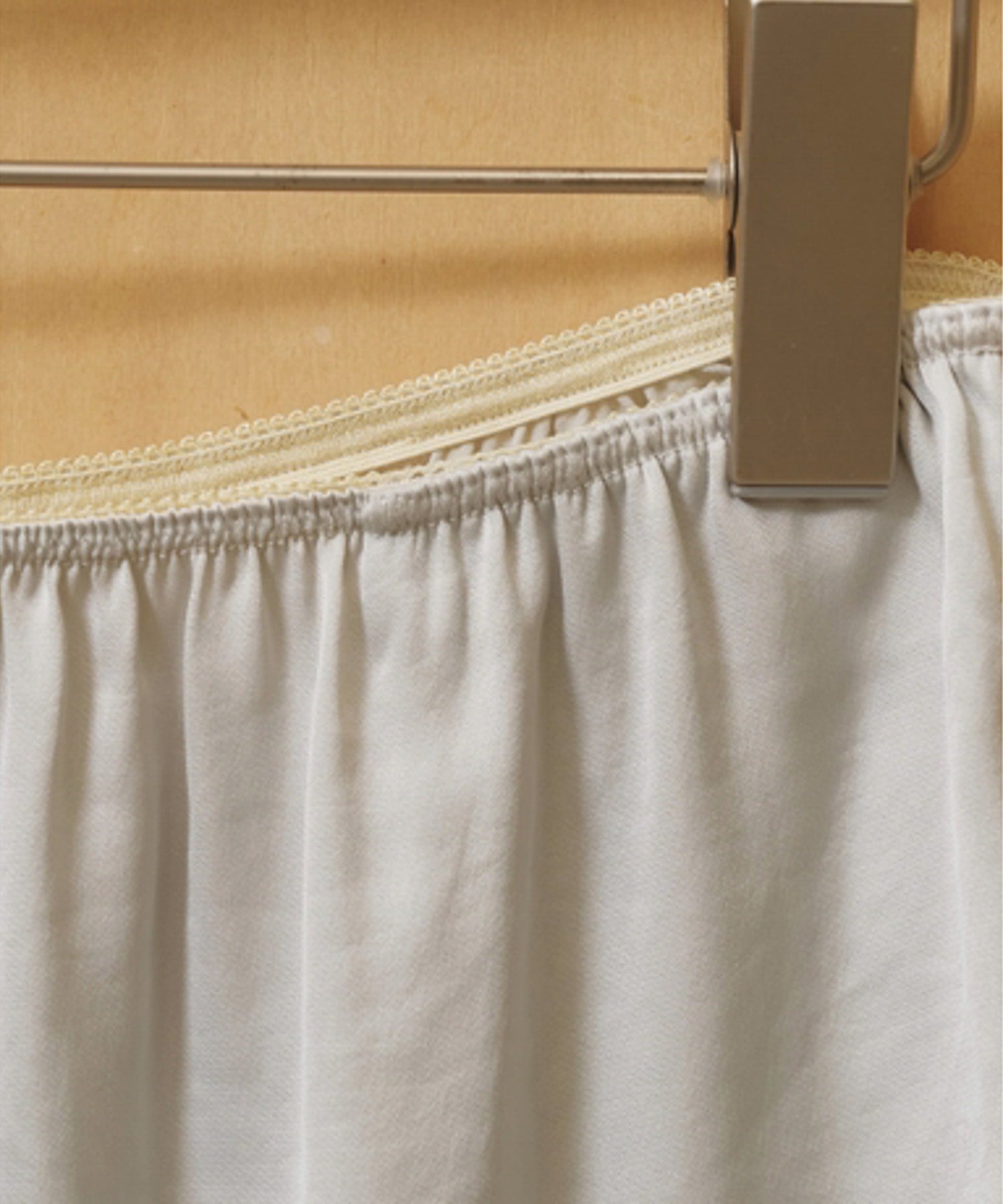 Satin Lace Halfpants