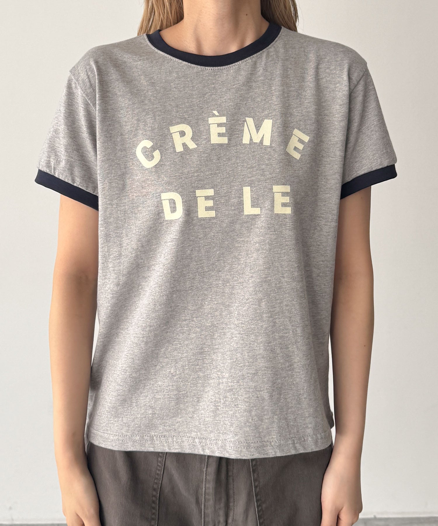 "CREME DELE"リンガーTシャツ