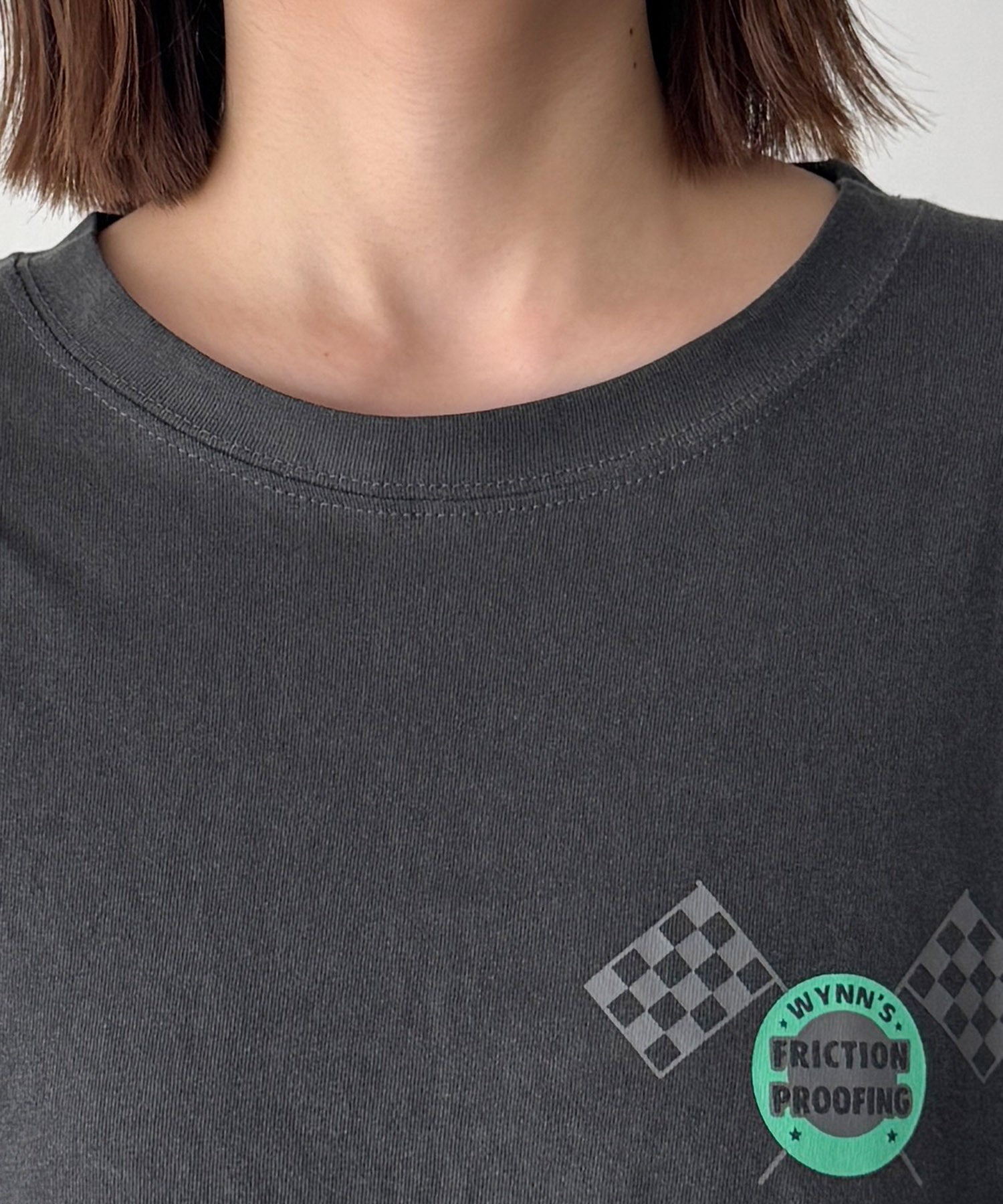 "Amazing"Tシャツ