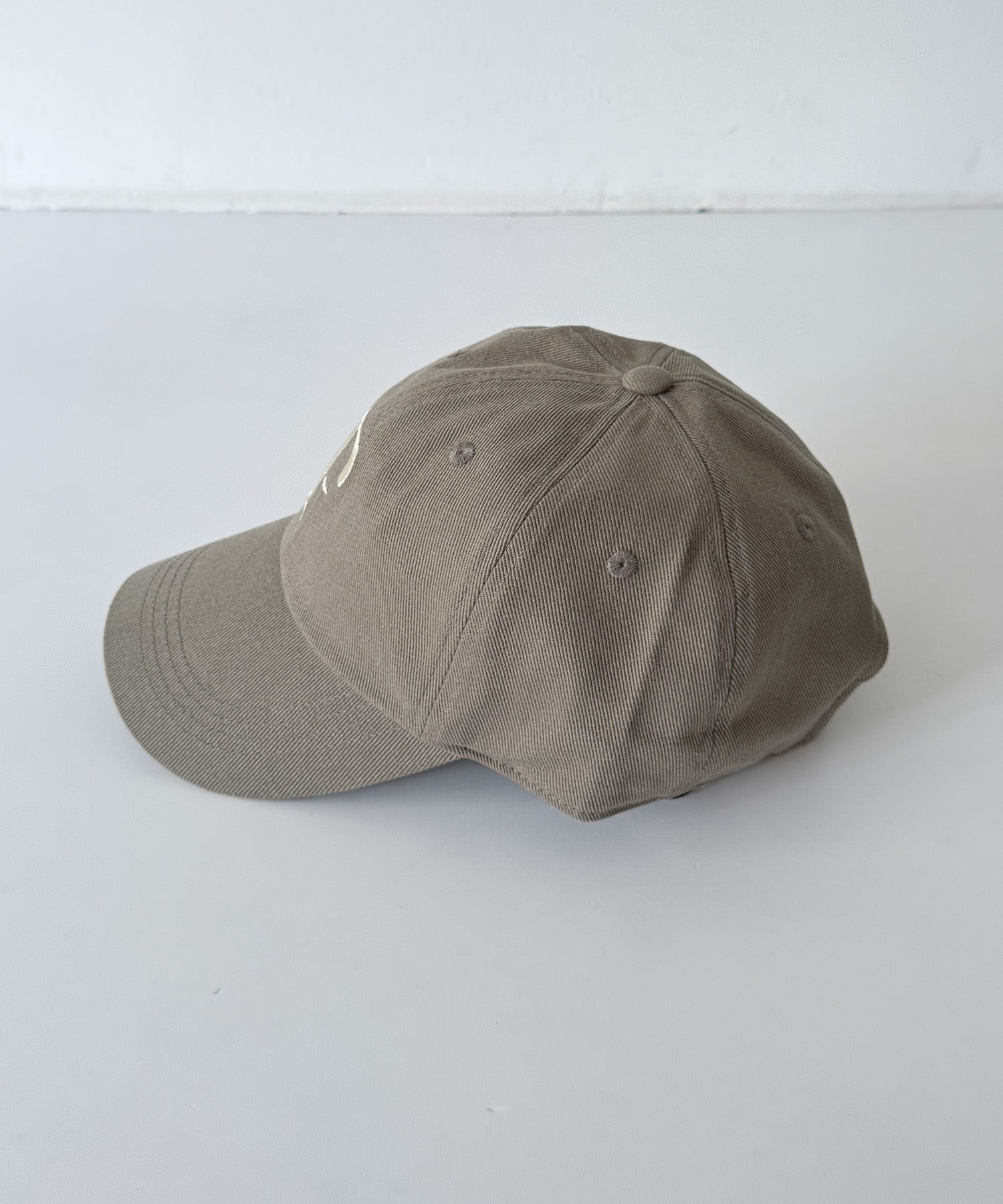 P ロゴCAP