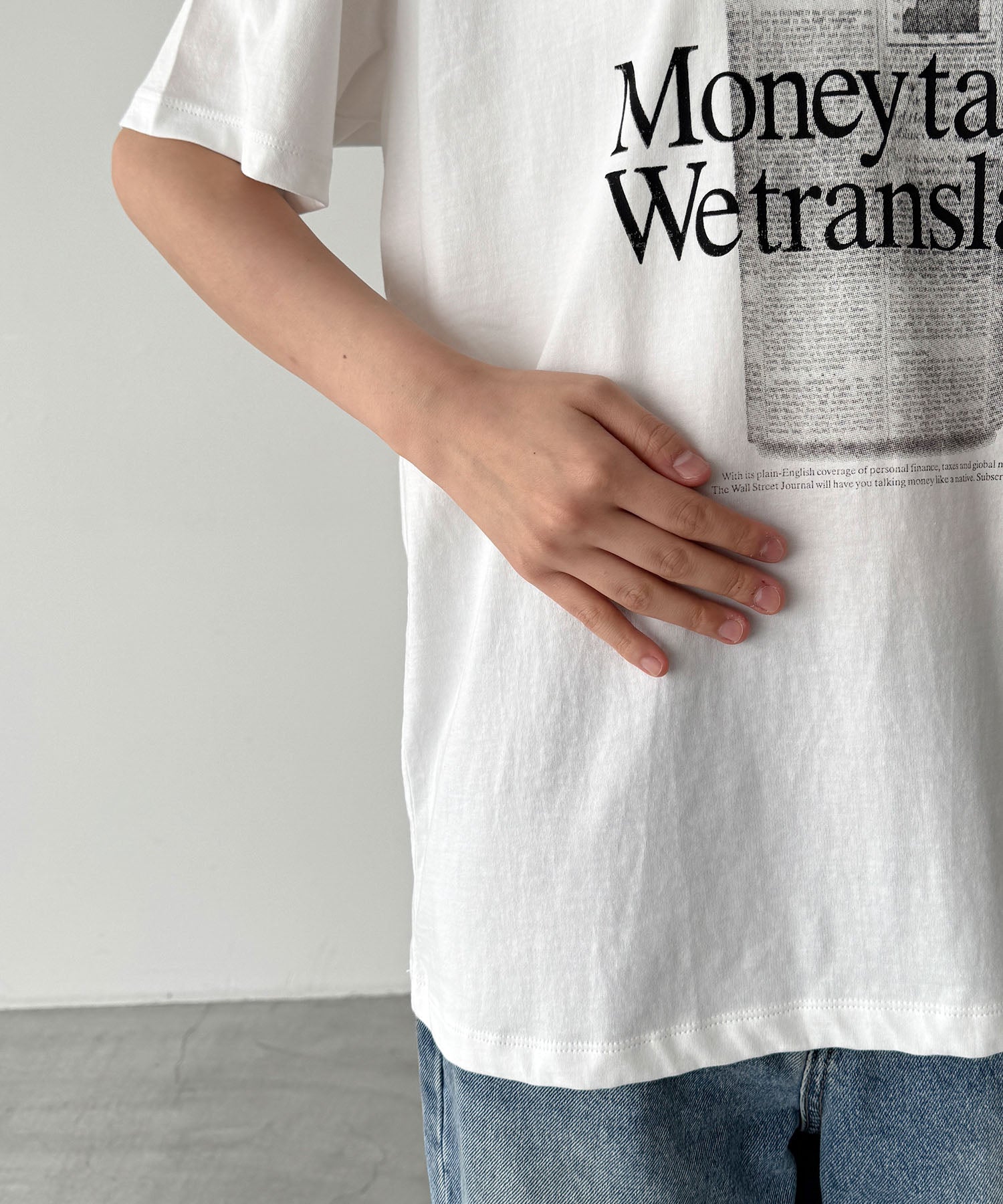 "NEWSPAPER"Tシャツ