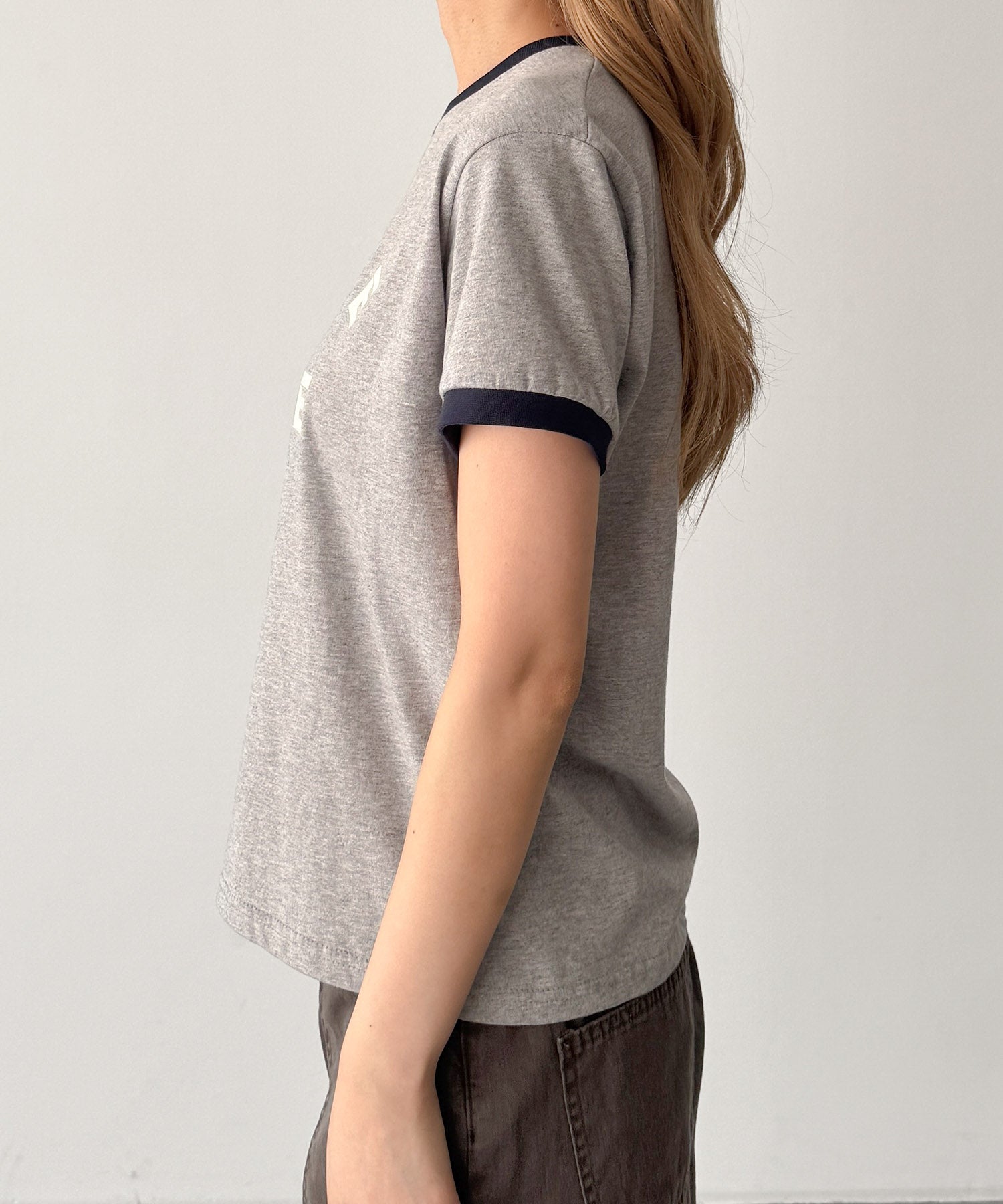 "CREME DELE"リンガーTシャツ