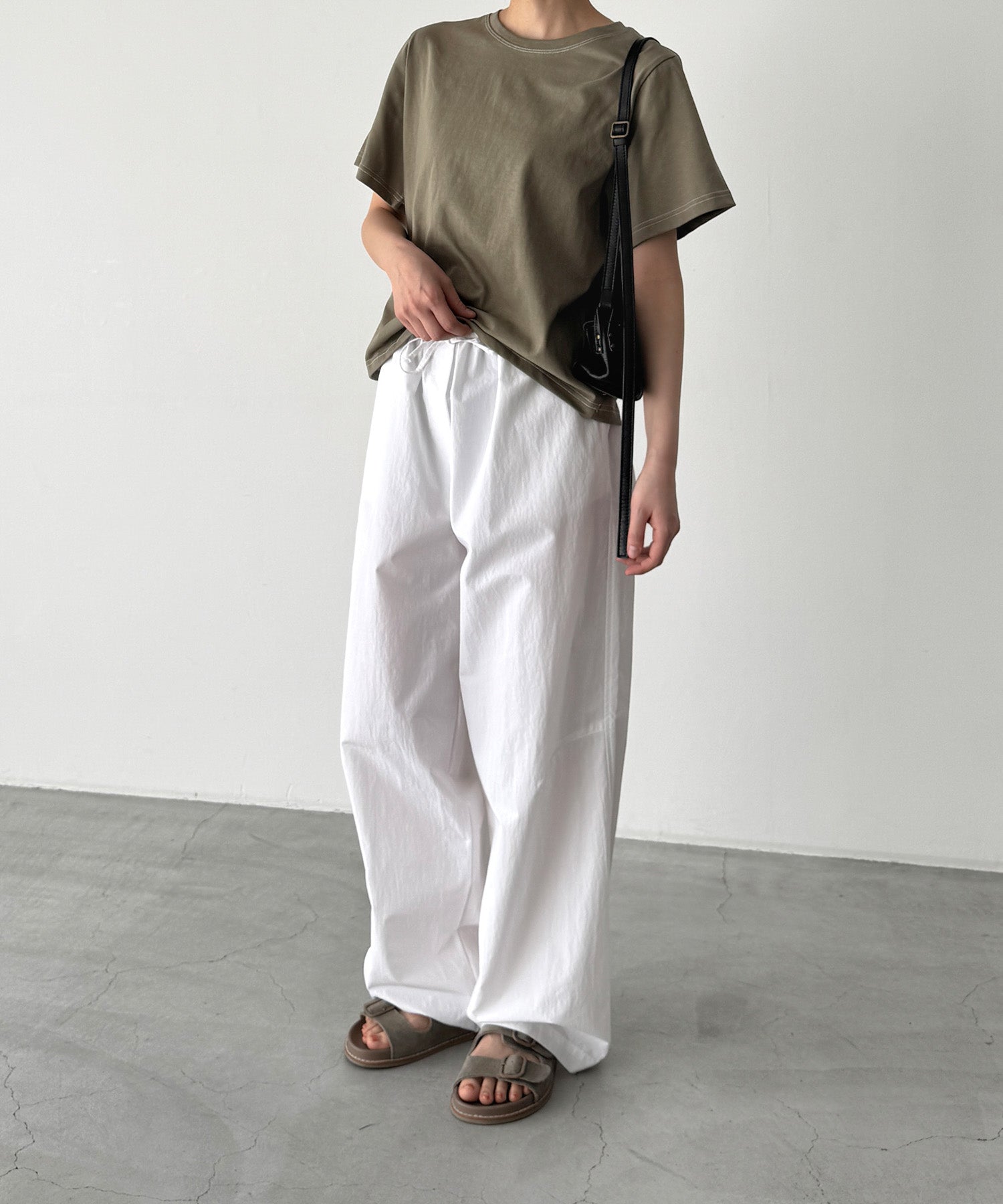 "SEE"ステッチTシャツ