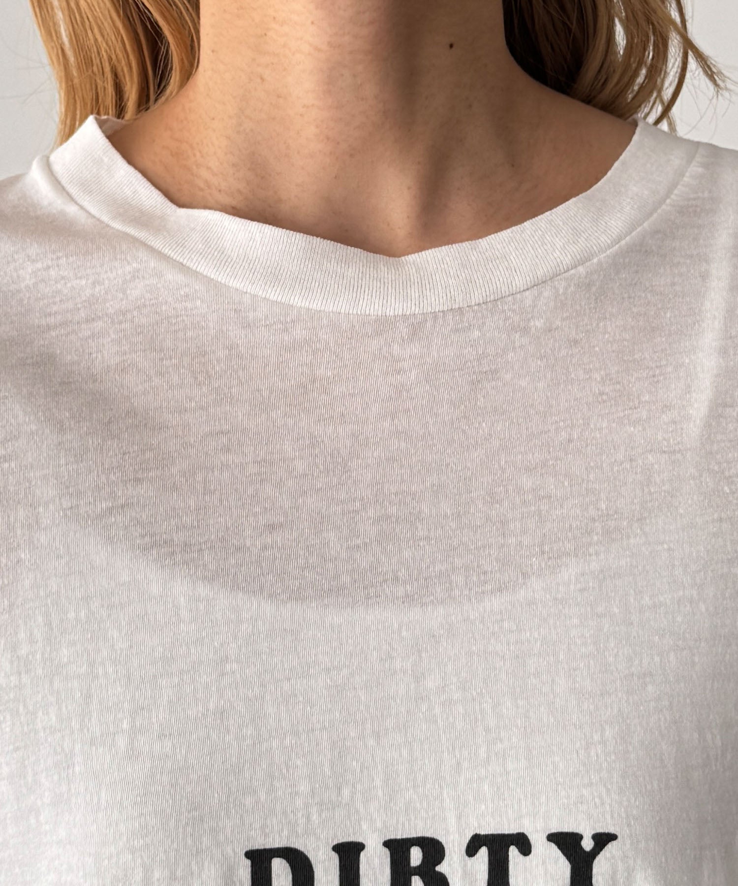 "DIRTY WHITE BOY"Tシャツ
