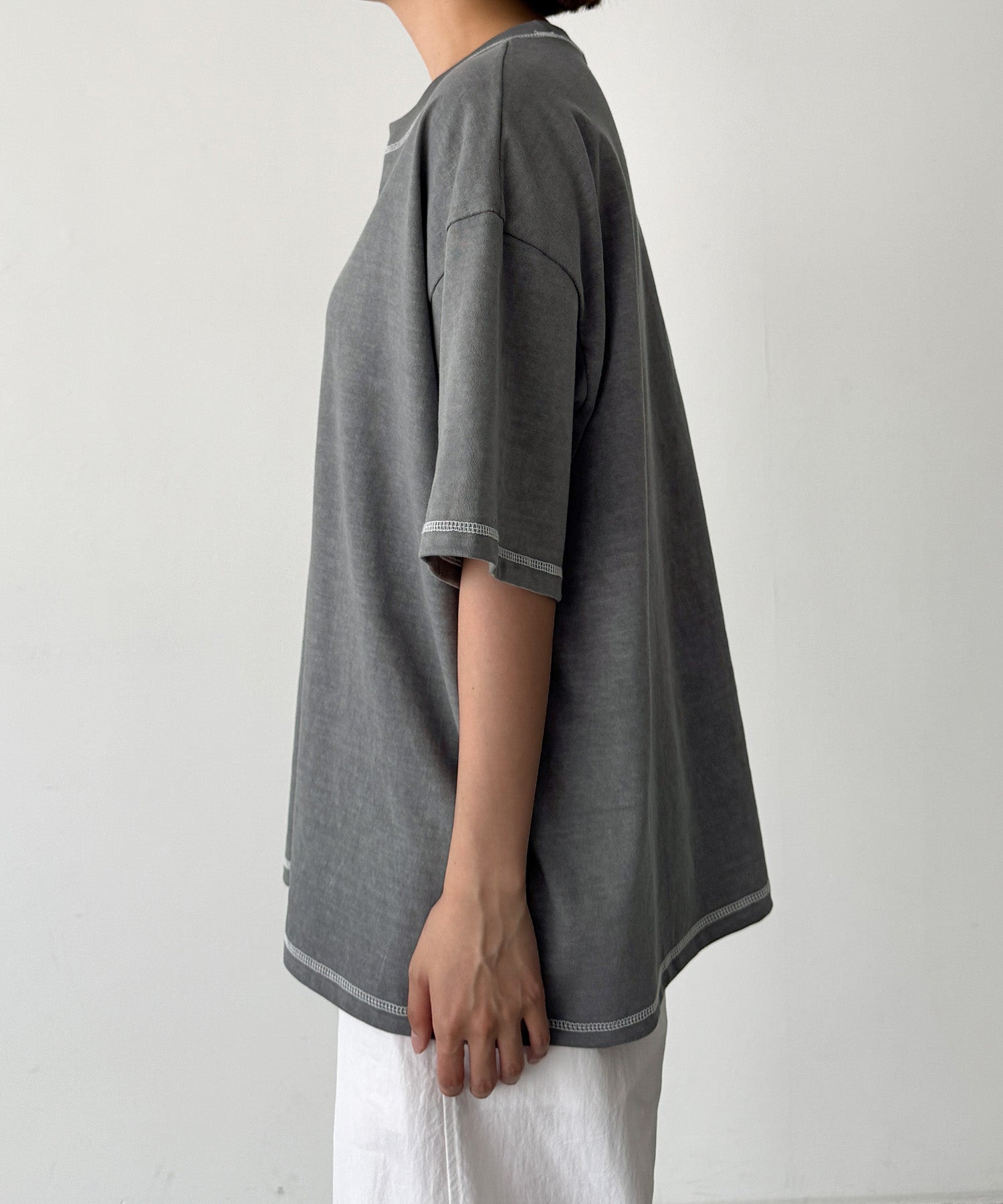 ステッチTシャツ