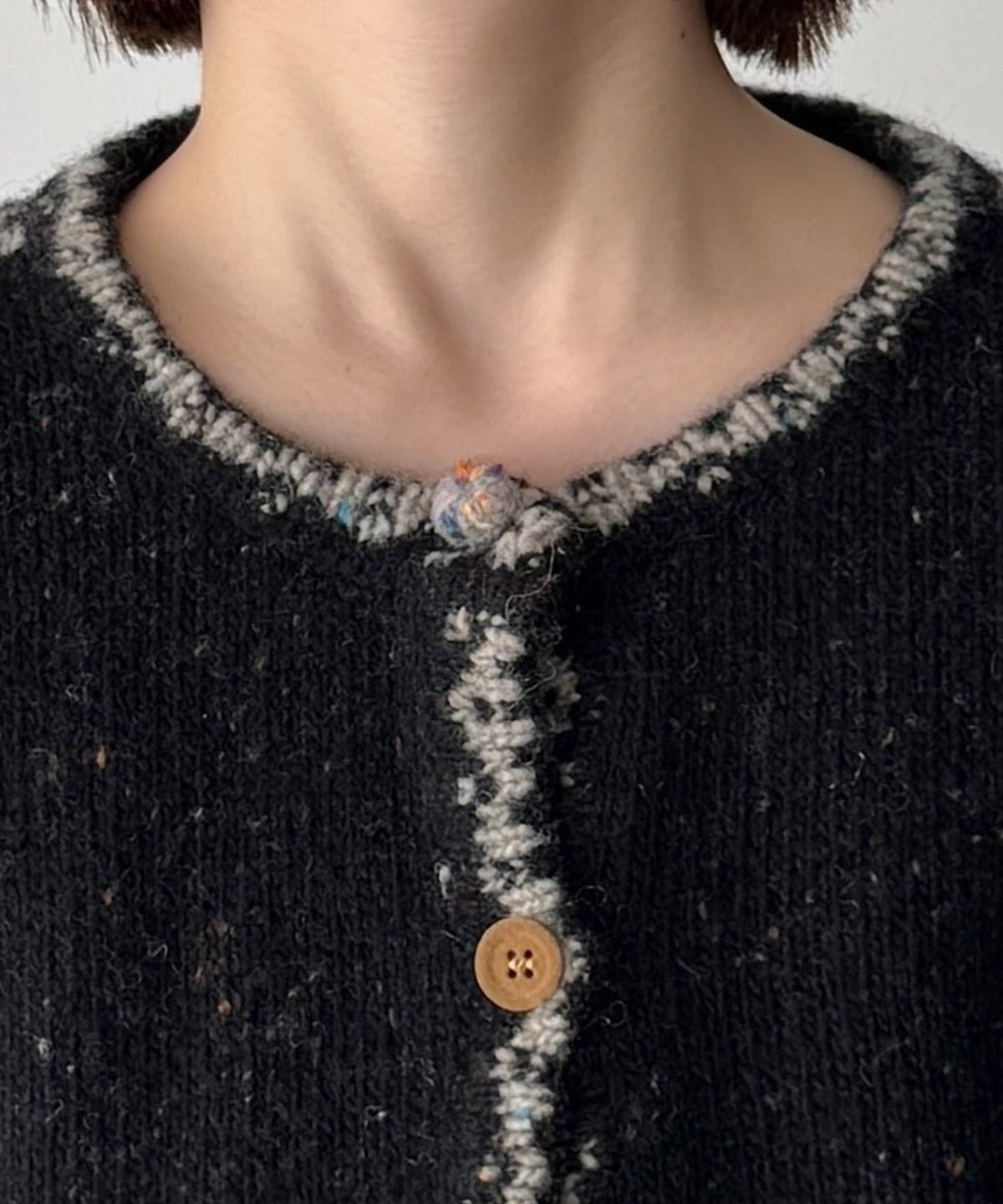 刺繍トリムニットカーディガン