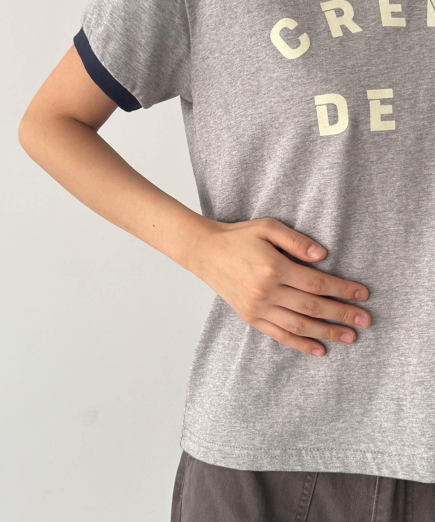 "CREME DELE"リンガーTシャツ