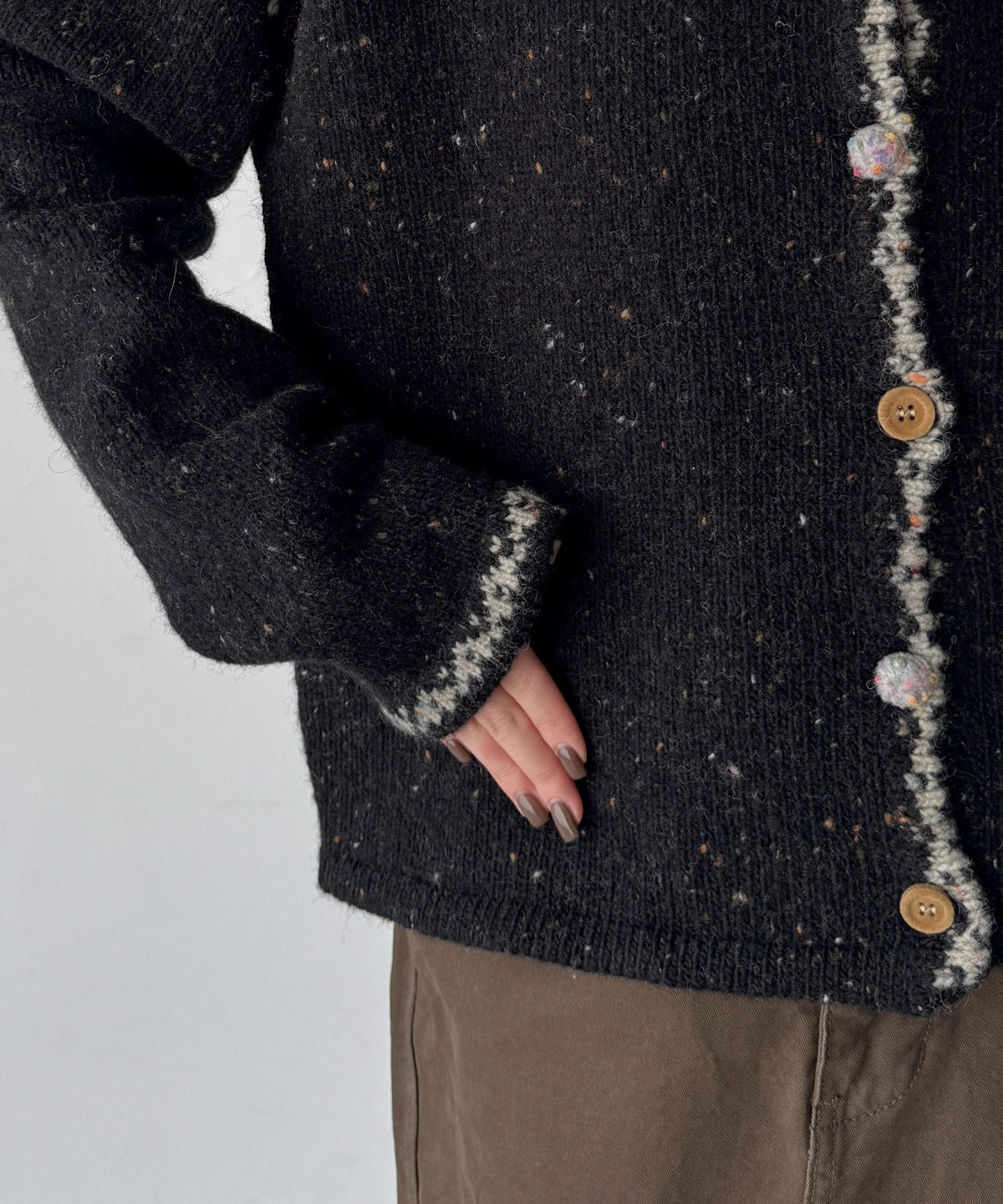 刺繍トリムニットカーディガン