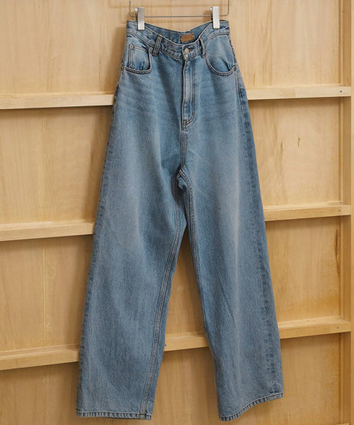 Cary’s Denim/12611404