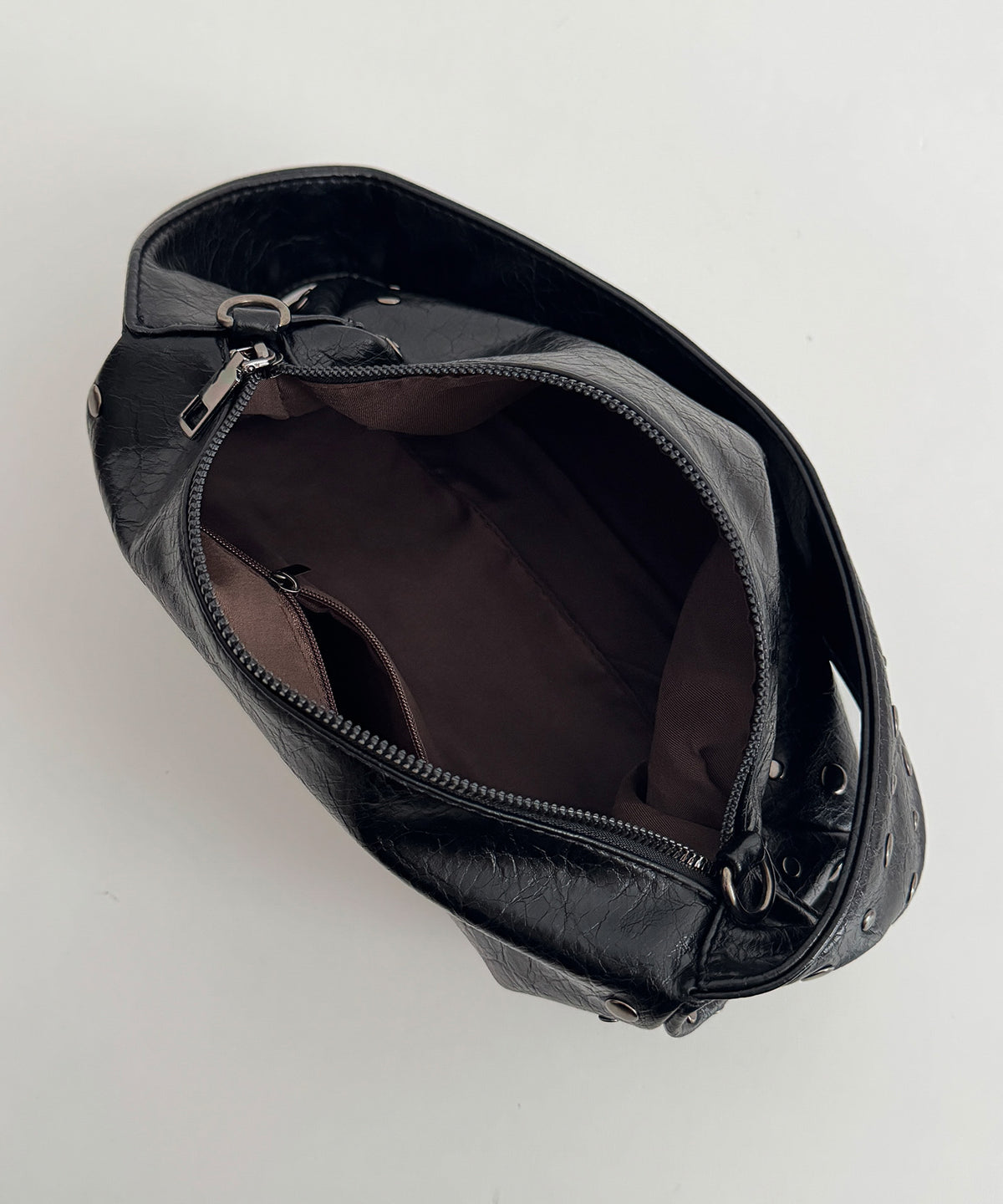 スタッズショルダーBAG