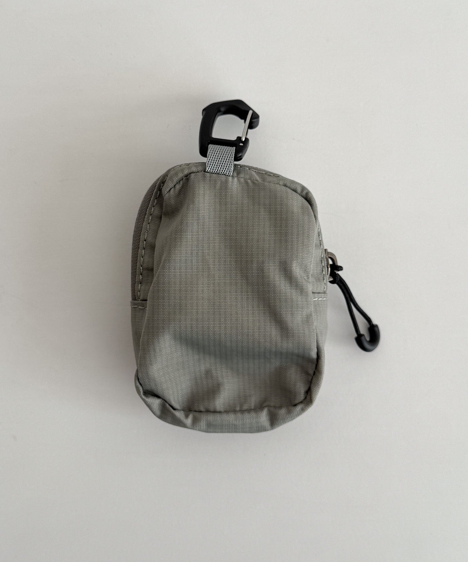 ナイロンメッシュサコッシュ