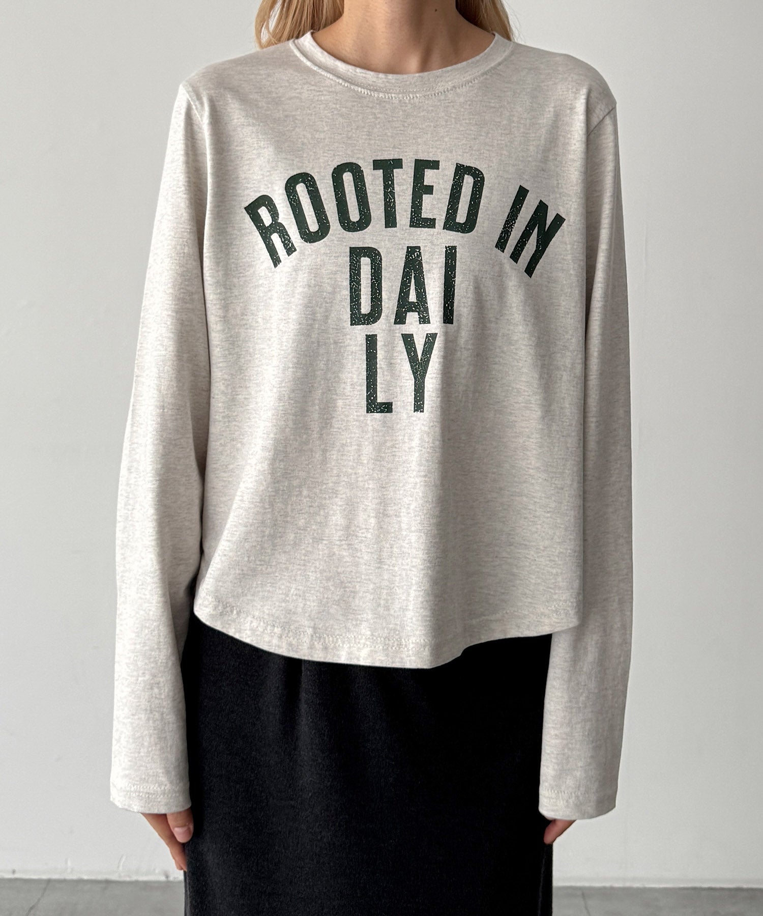 "ROOTED"ロンT