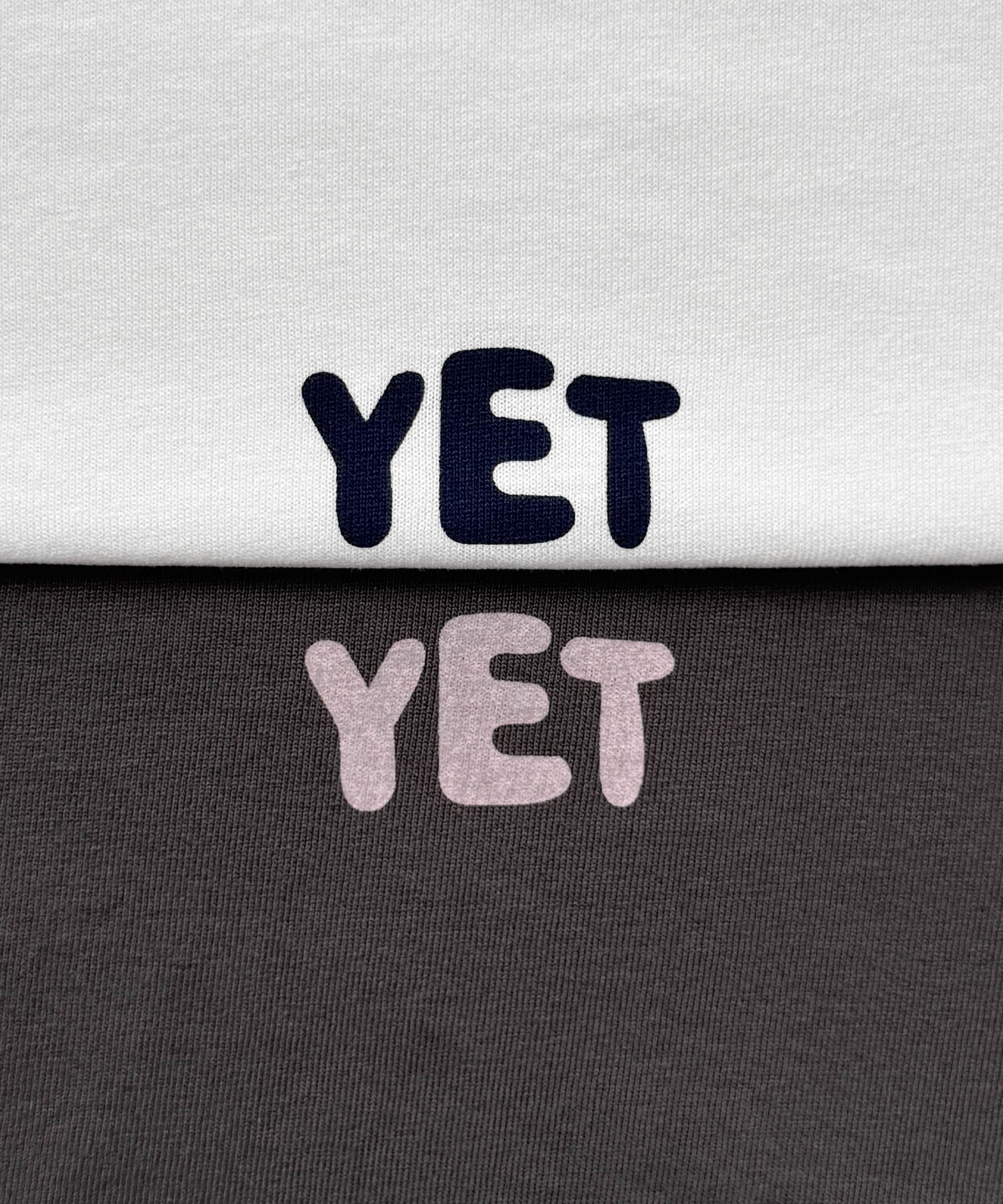 "YET"Tシャツ