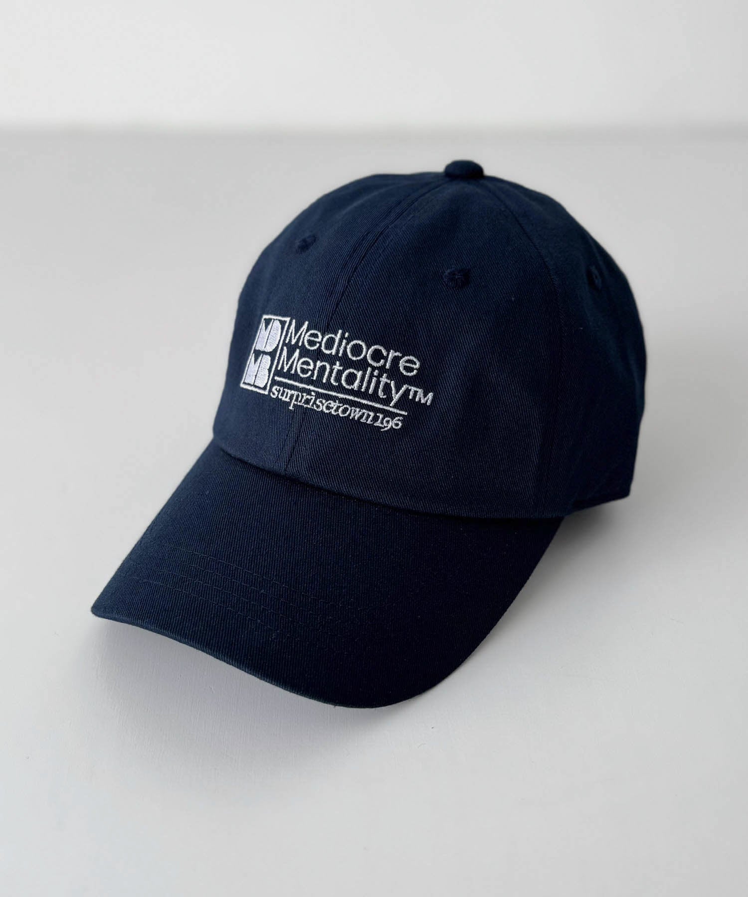 Mediocre MentalityロゴCAP