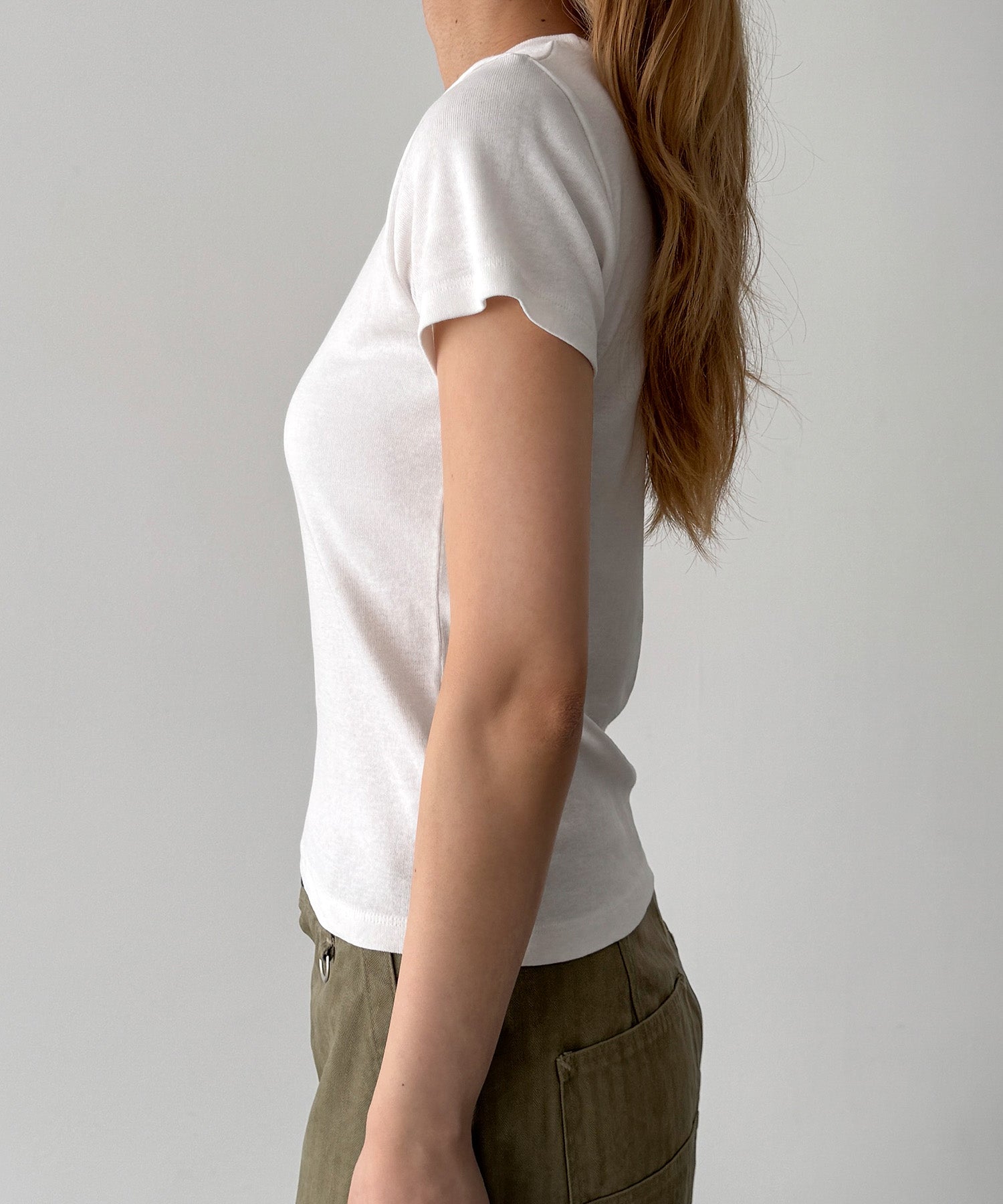 BASICコンパクトTシャツ
