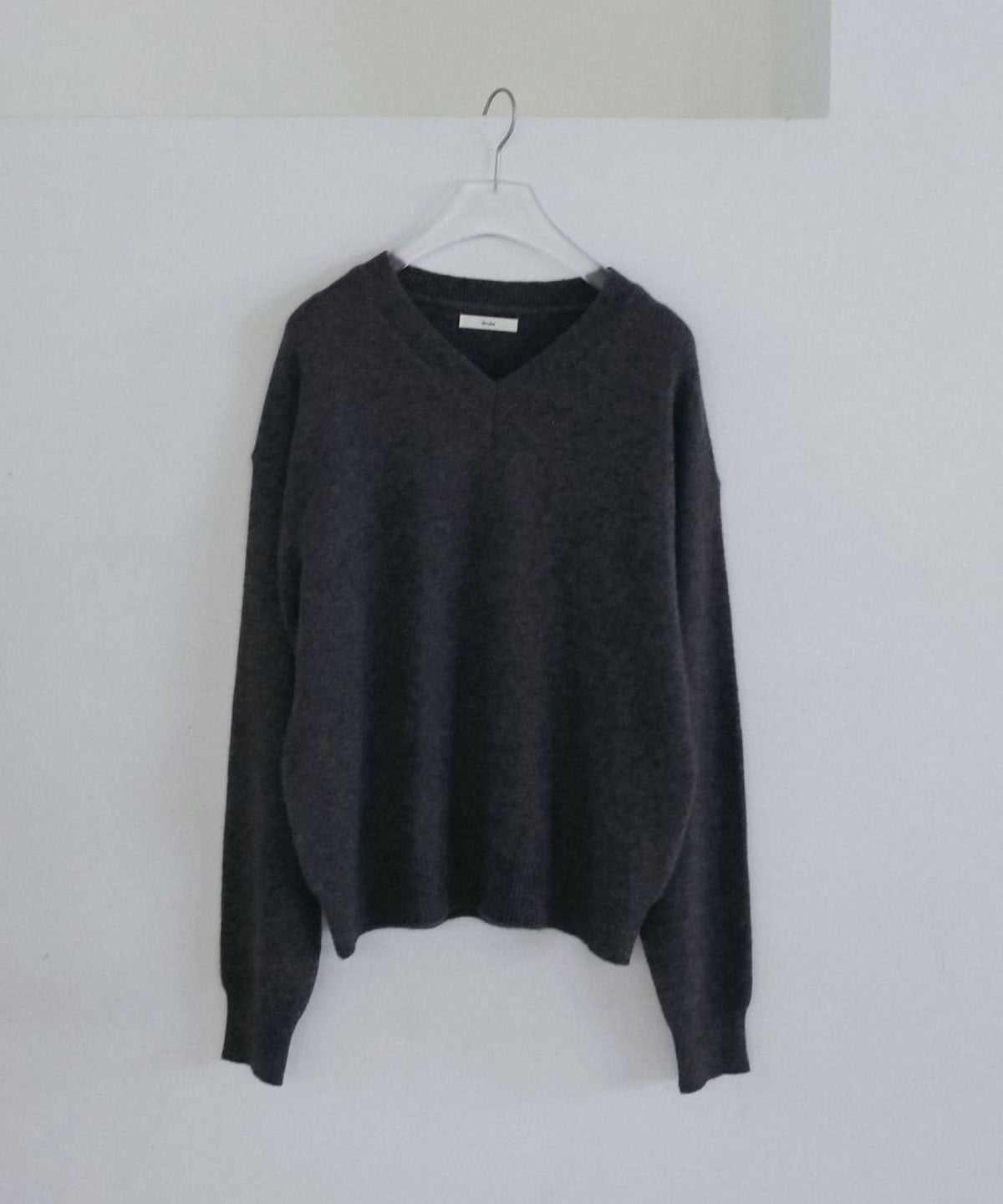 Wool Vneck Knit