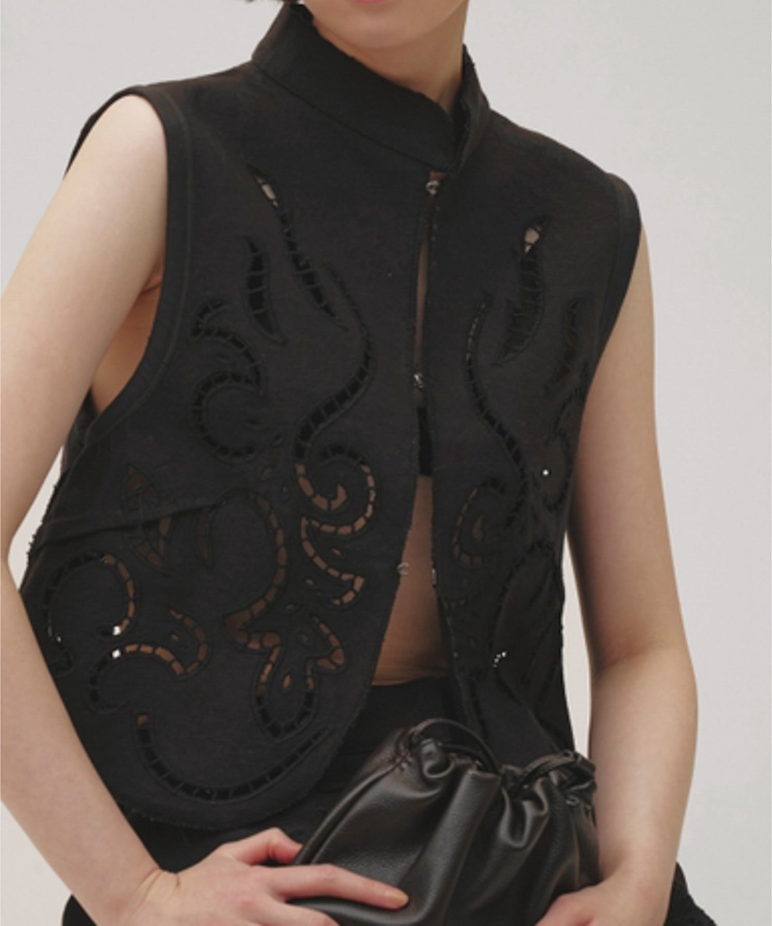 Cut Lace Twill Vest カットレースツイルベスト/12610430