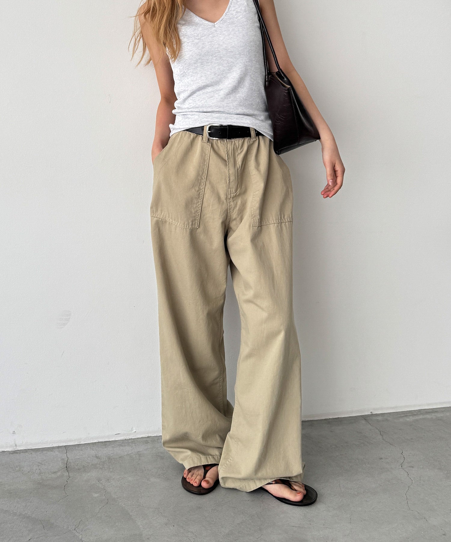 H158 B77 W57 H84(モデル着用サイズM)