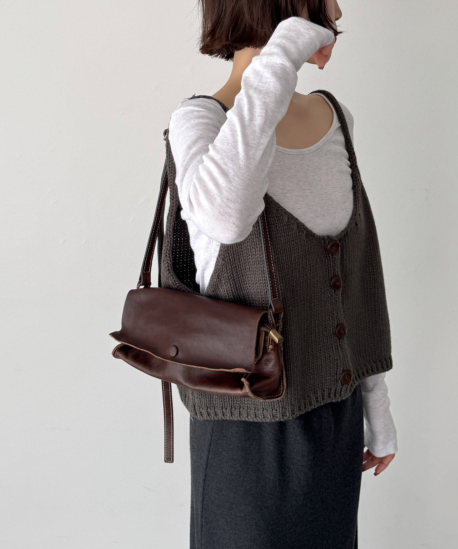 レクタングルレザーショルダーバッグ