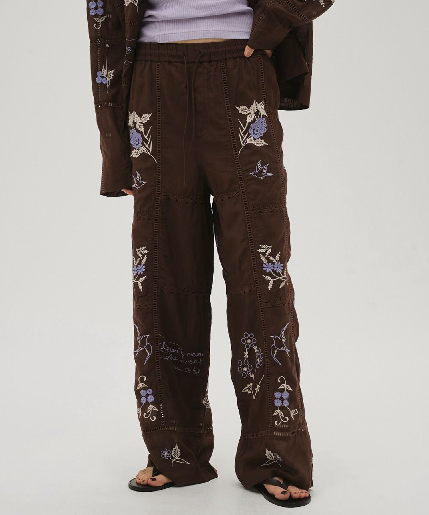 Embroidery Patchwork Trousers エンブロイダリーパッチワークトラウザーズ/12610719