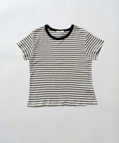細ボーダーTシャツ