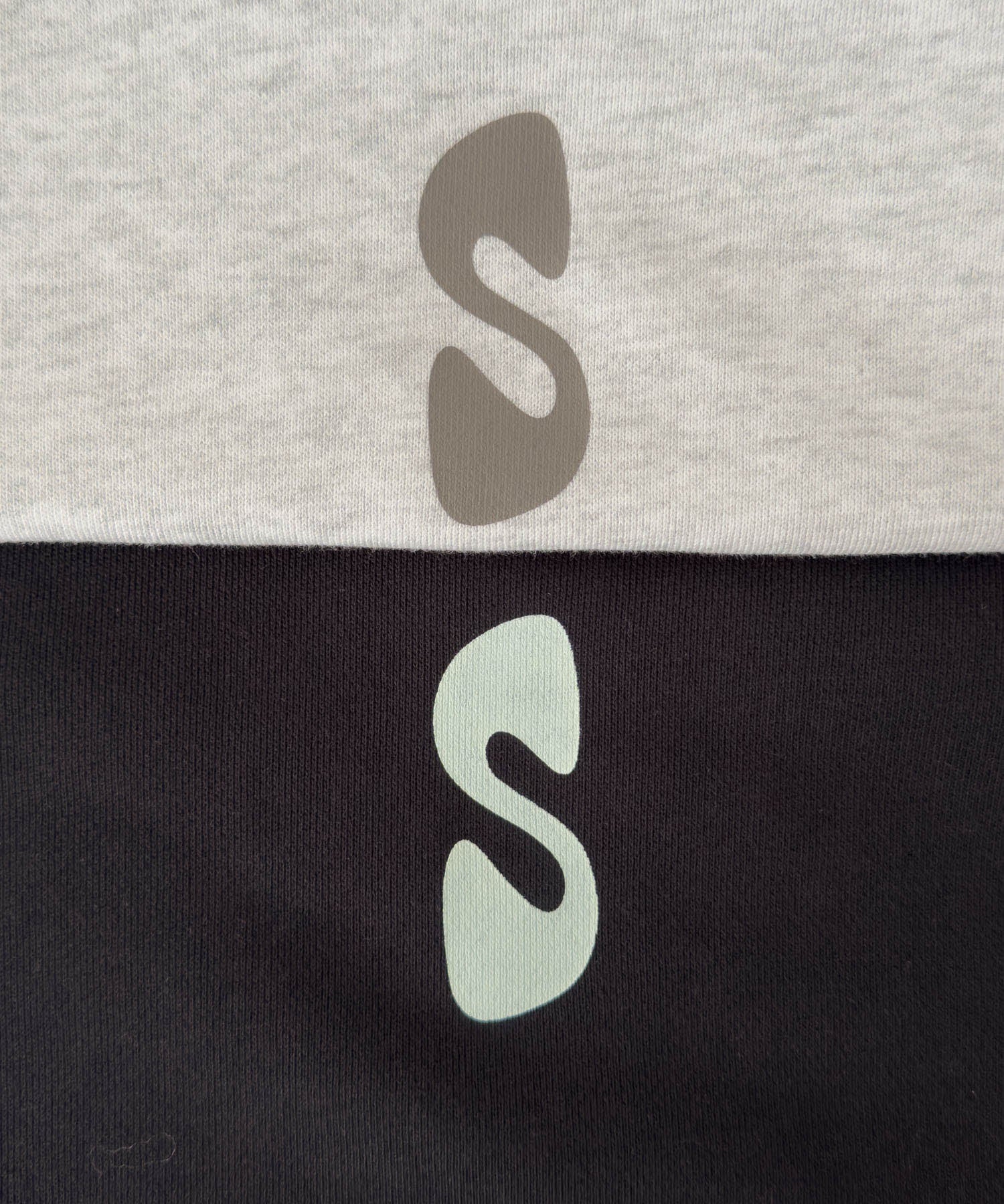 "S"パーカー 裏毛