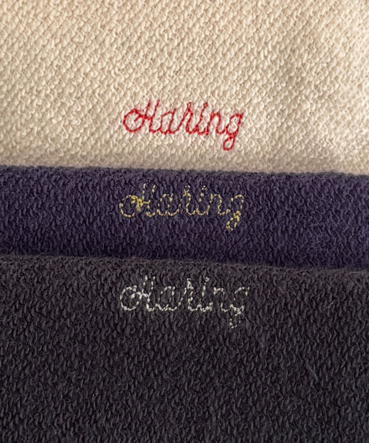 裏使い刺繍ジョガーパンツ