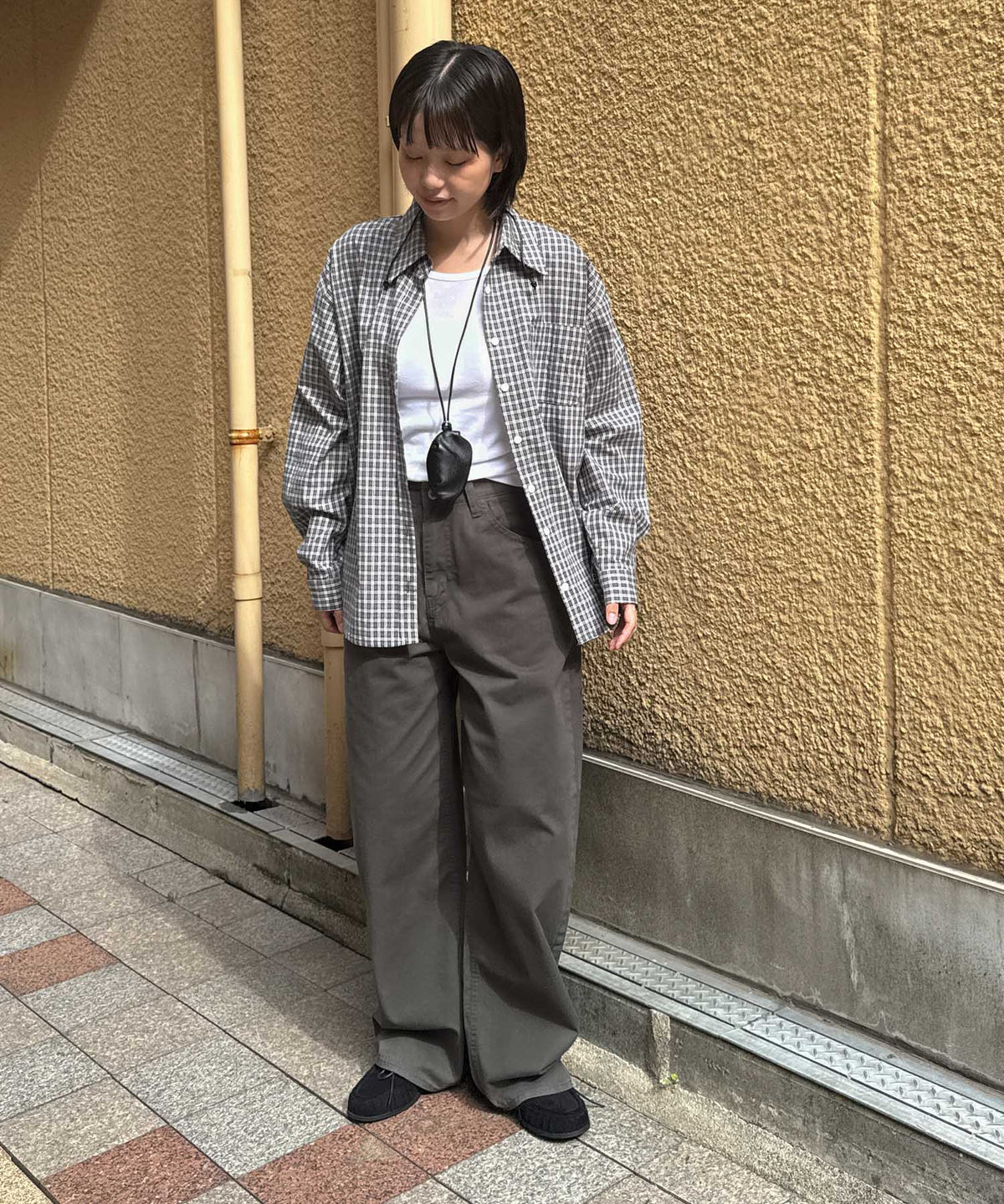 ウォッシュドコットンカーブパンツ
