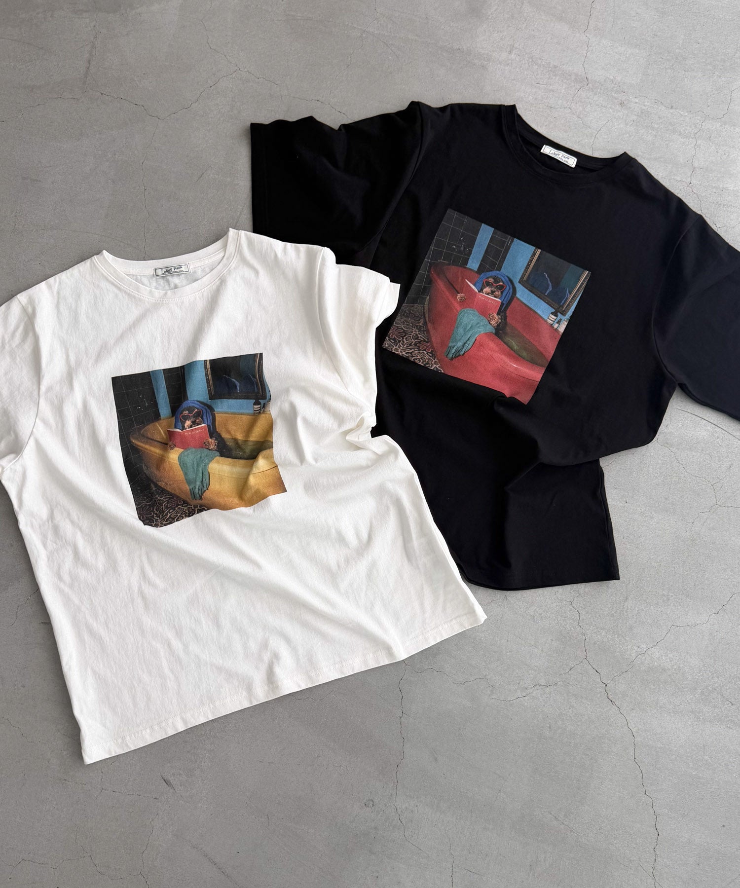 "bath time dog"Tシャツ