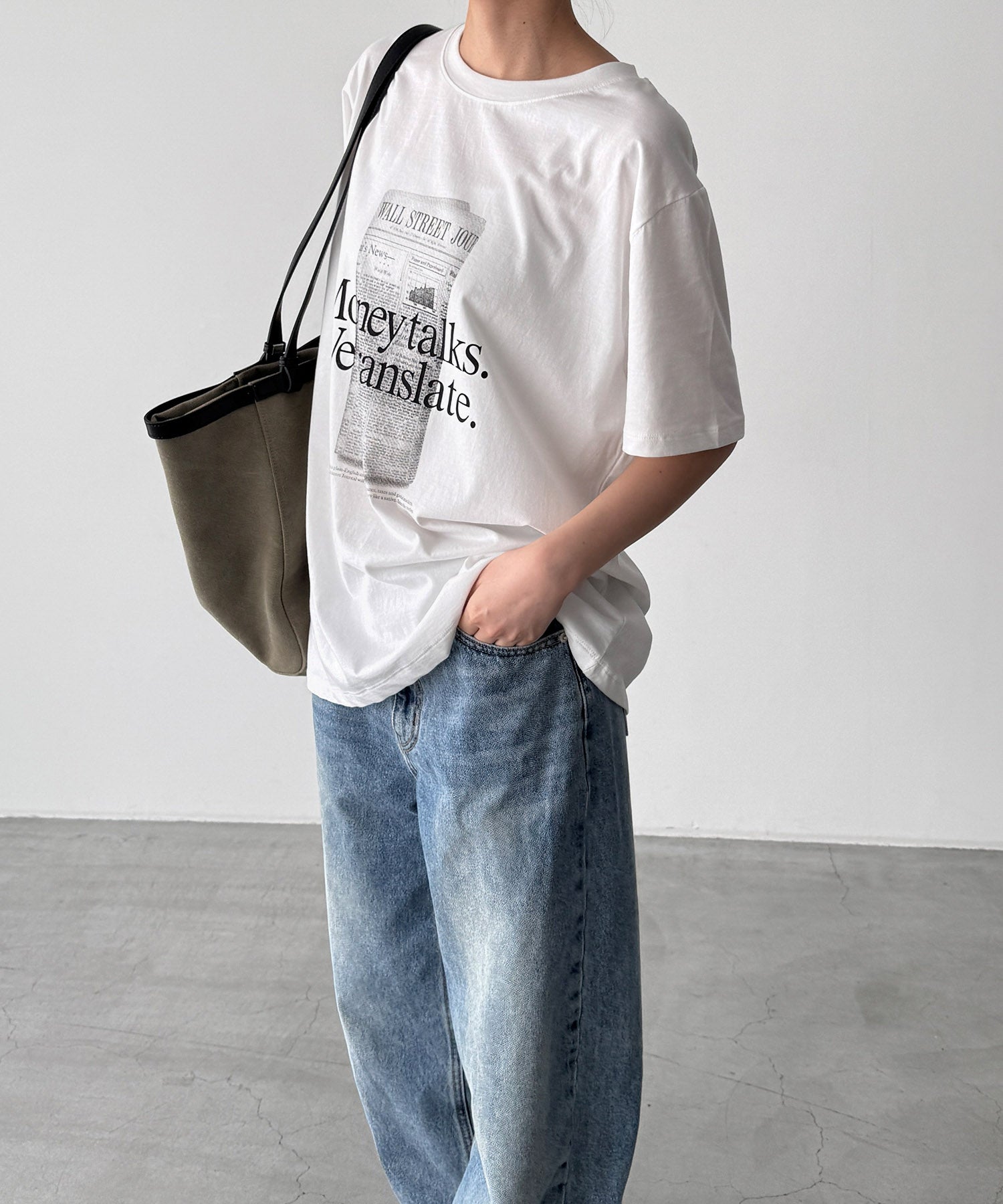 "NEWSPAPER"Tシャツ