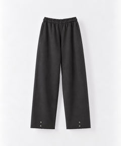裾ボタンスウェットパンツ
