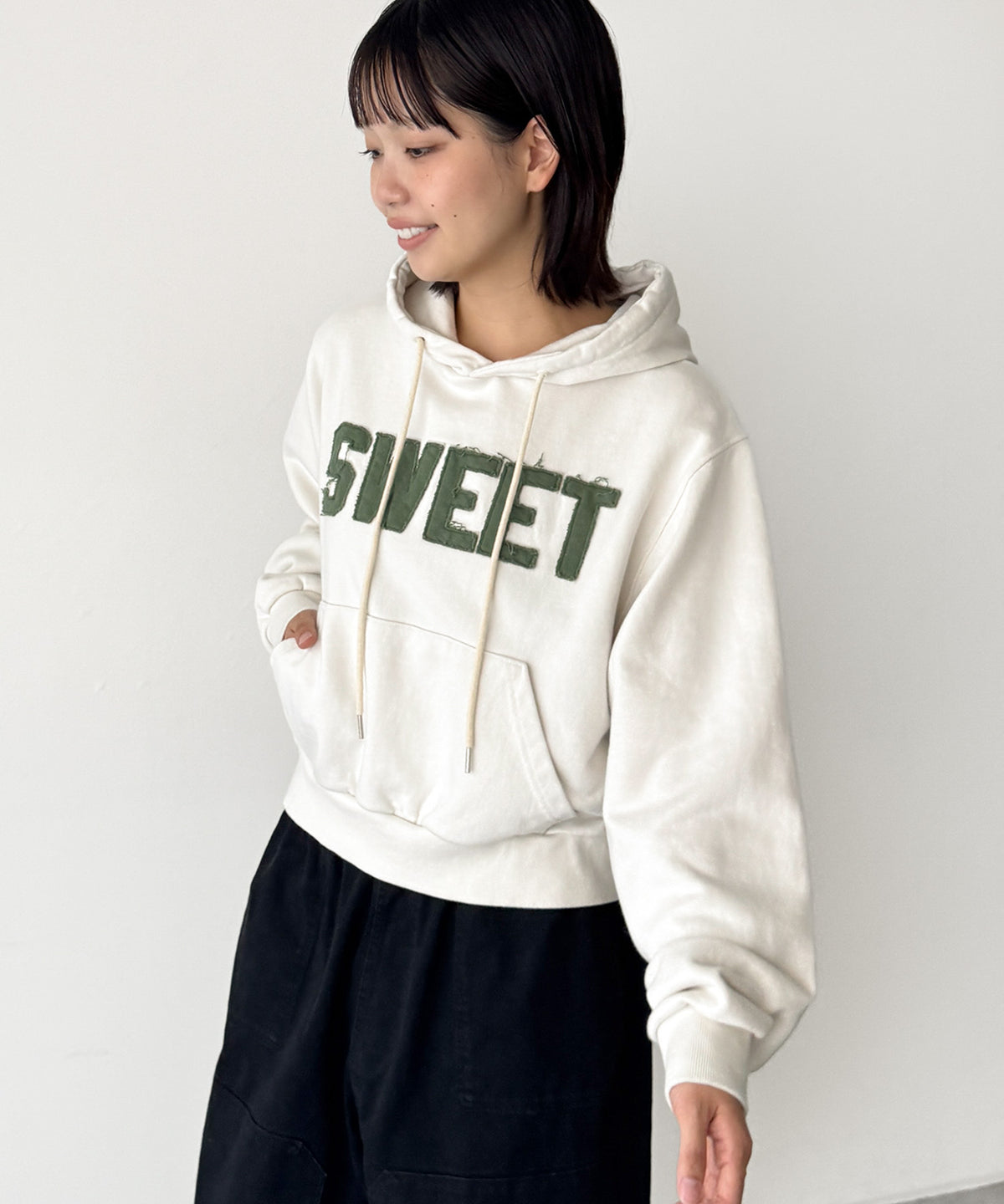 ”SWEET”パーカー