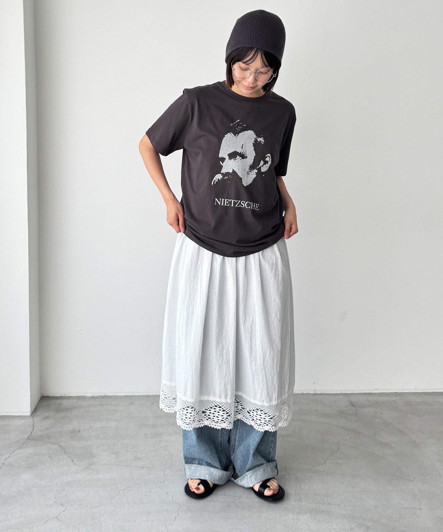"NIETZSCHE"Tシャツ