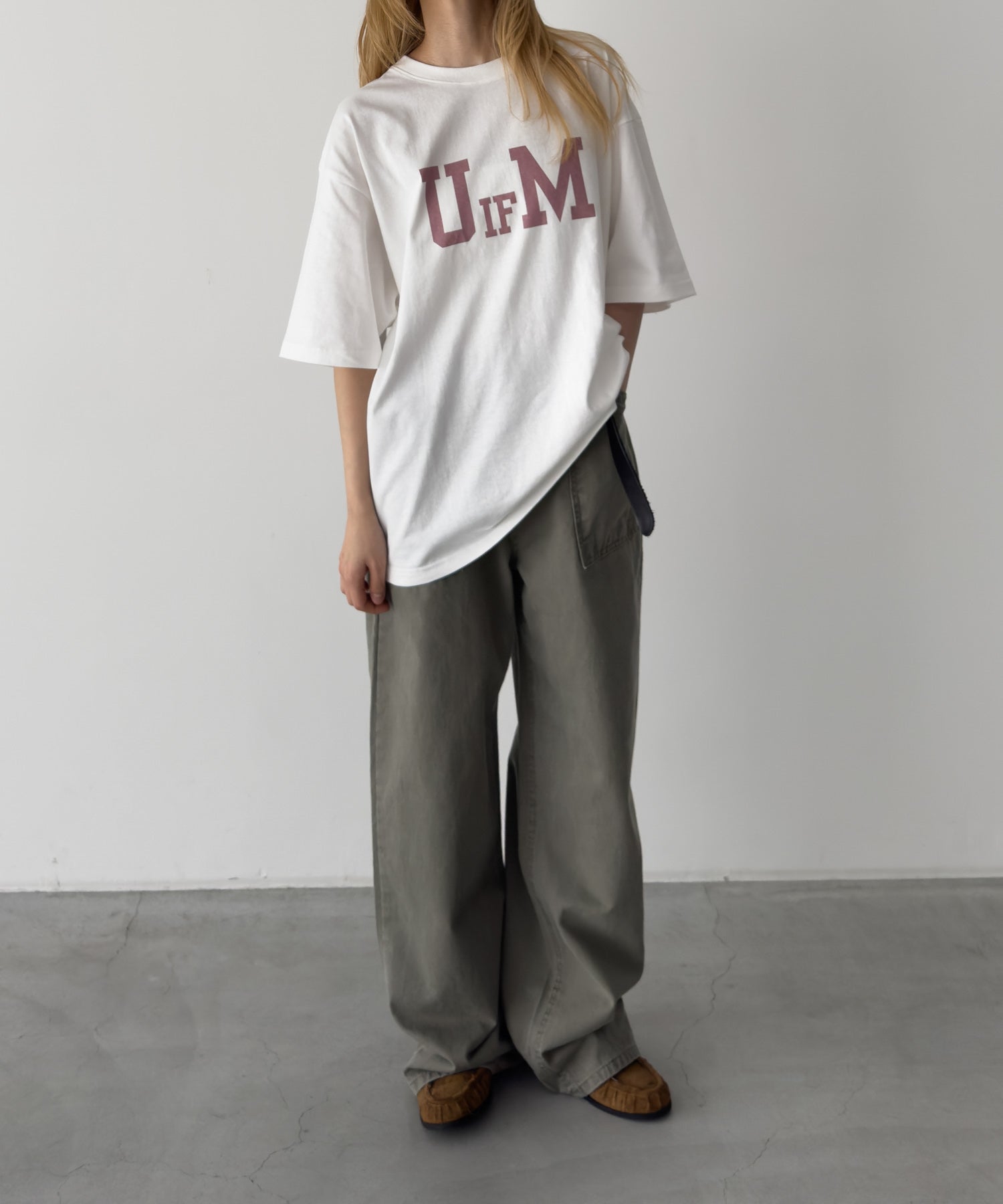 "U IF M"Tシャツ