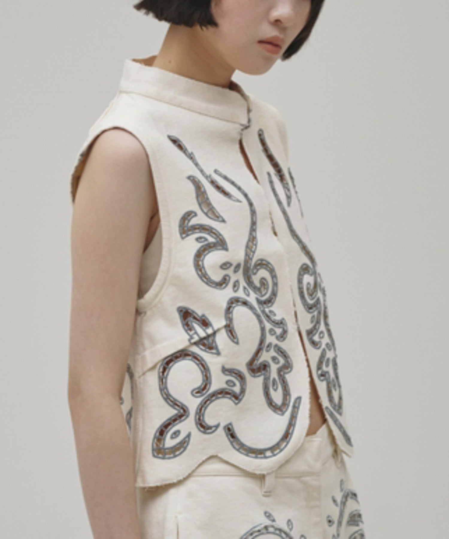 Cut Lace Twill Vest カットレースツイルベスト/12610430