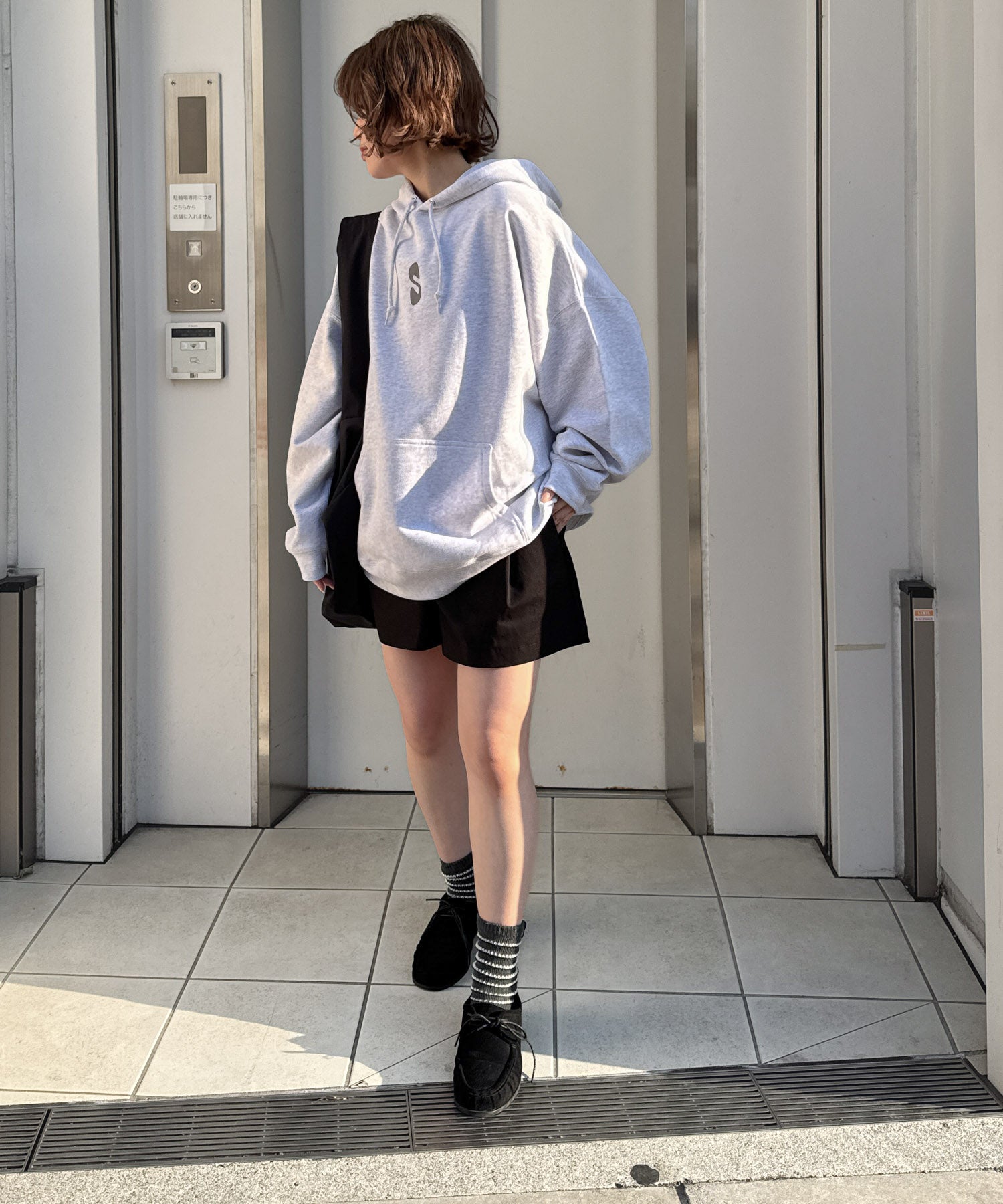 "S"パーカー 裏毛