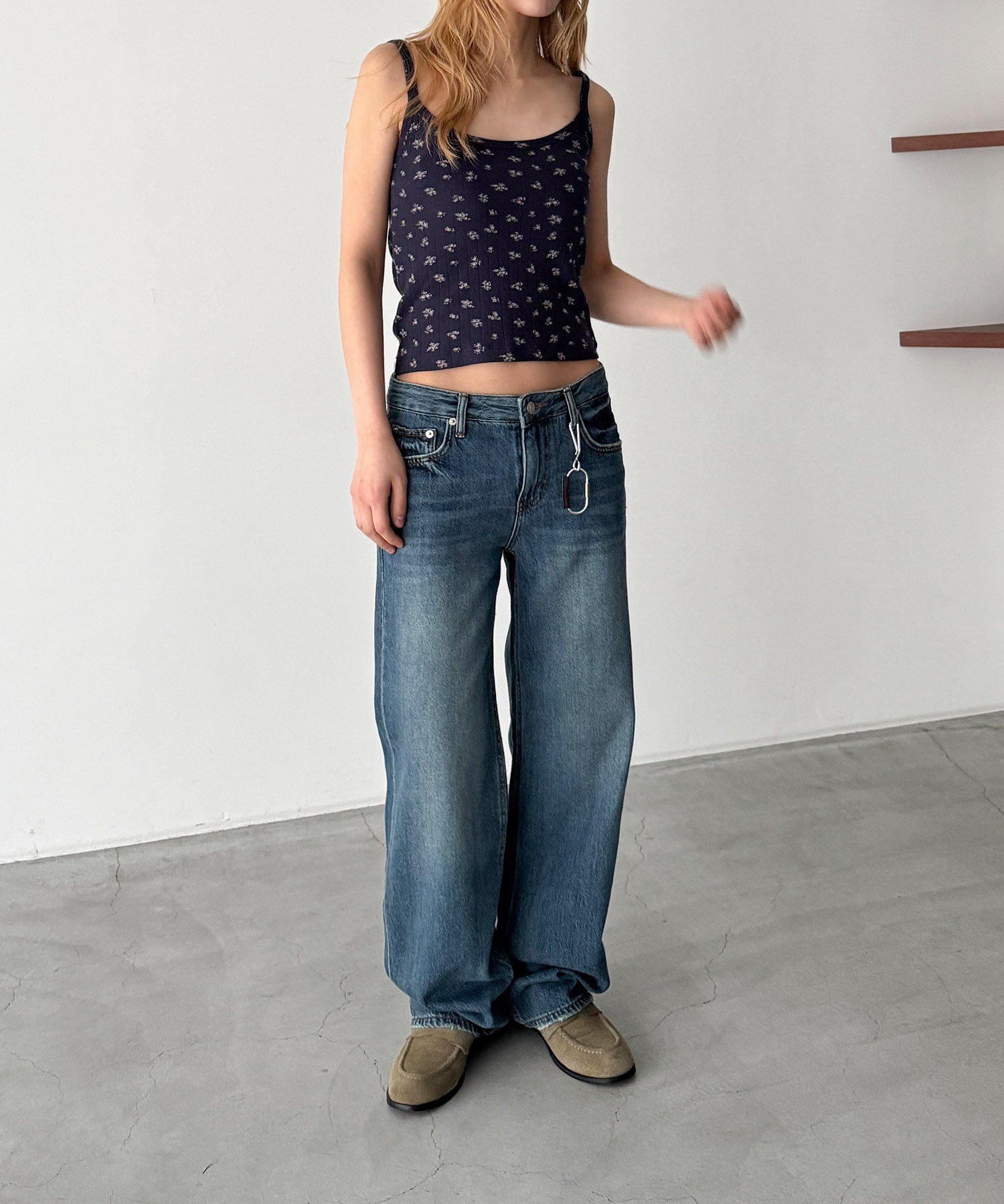 ロールーズストレートデニムパンツ 607