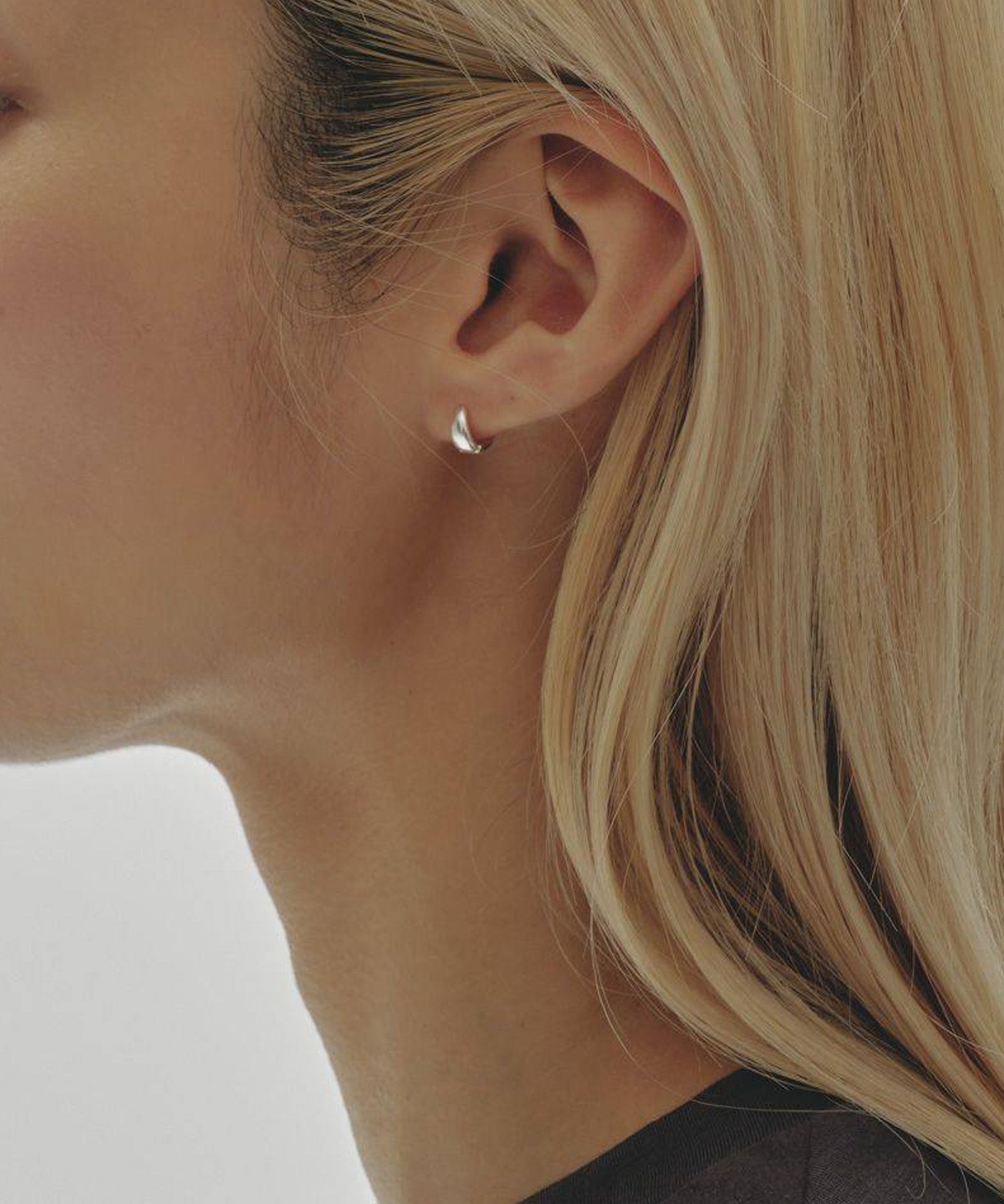 Petit Curvy Pierce