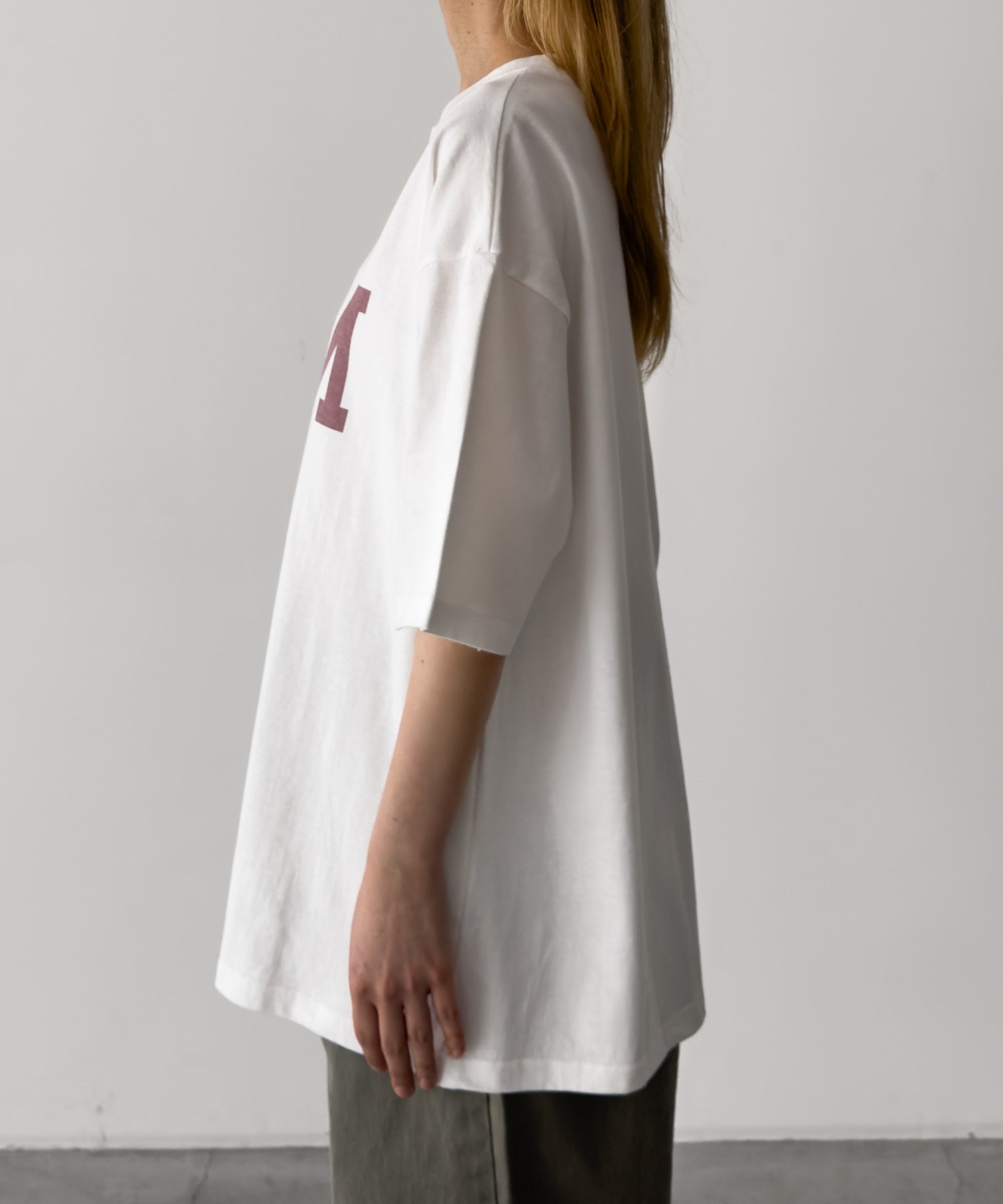 "U IF M"Tシャツ