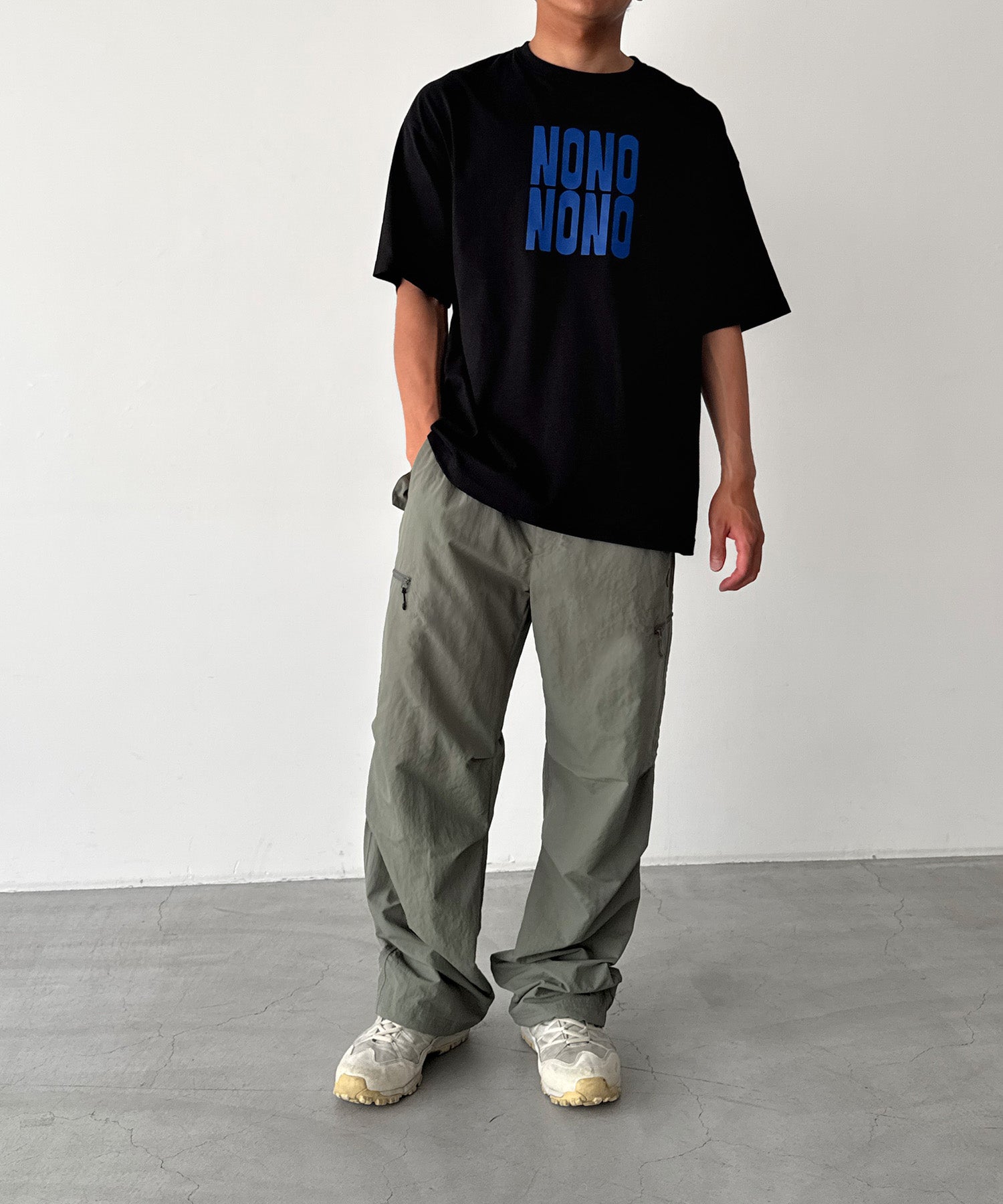 MEN'S：H170 B88 W72 H88(モデル着用サイズL)