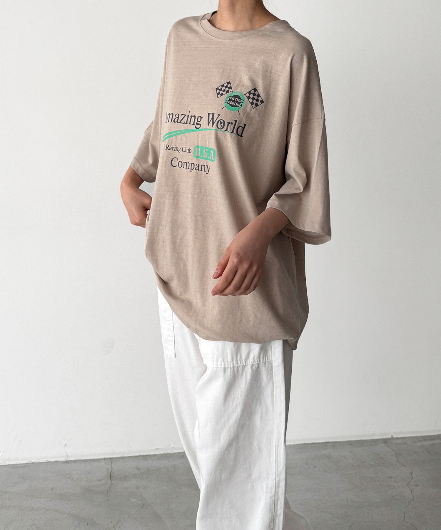 "Amazing"Tシャツ