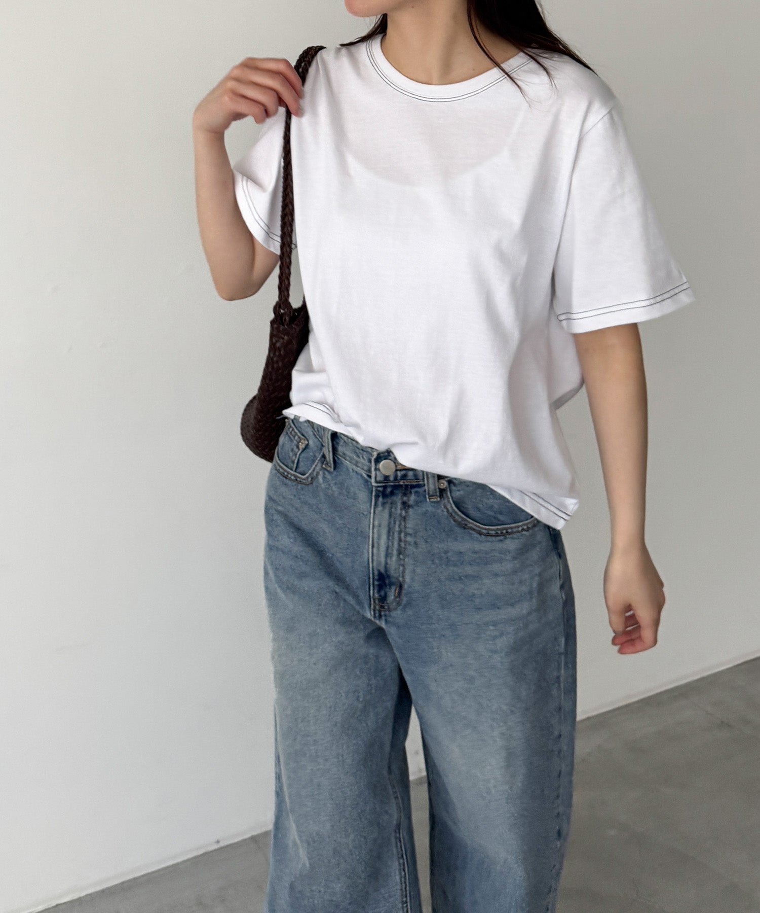 "SEE"ステッチTシャツ