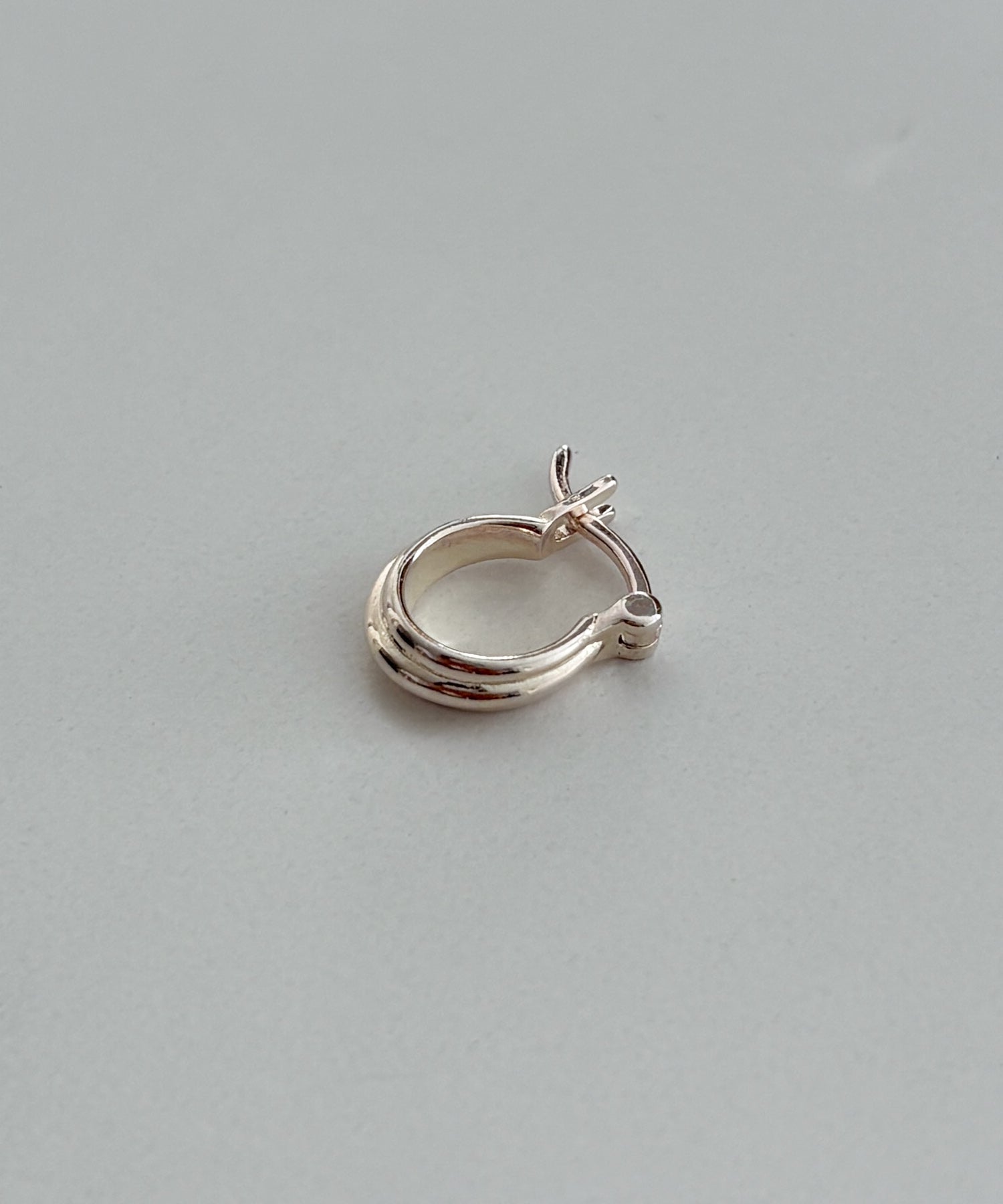 Arcフープピアス