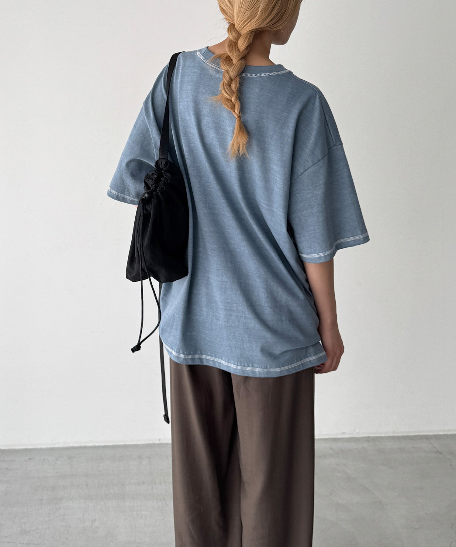 ステッチTシャツ