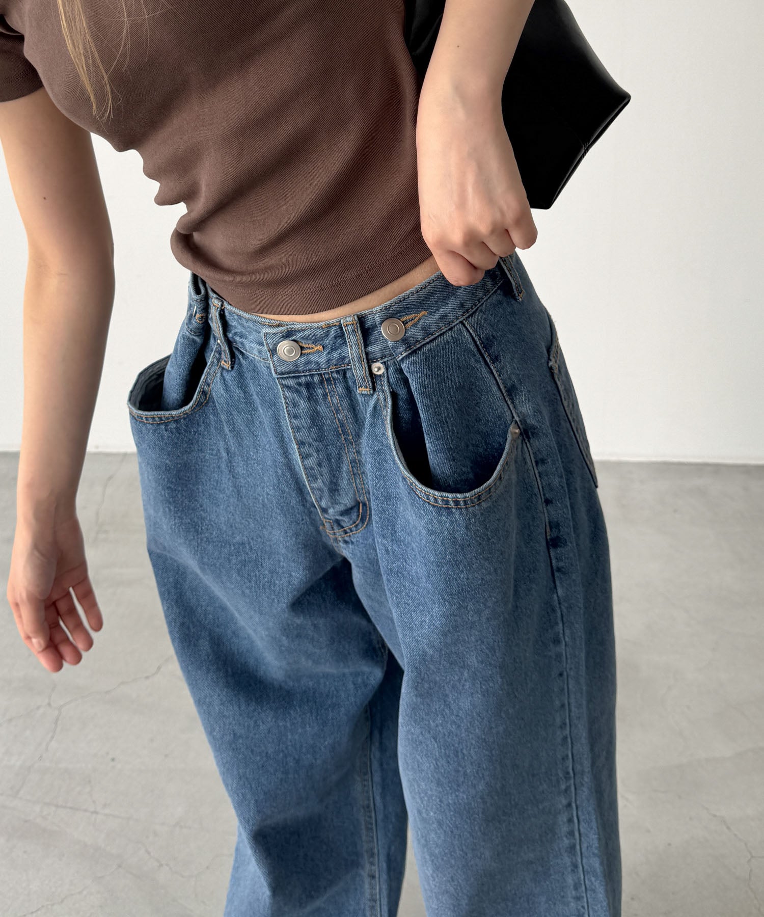 ボタンポケットデニムパンツ
