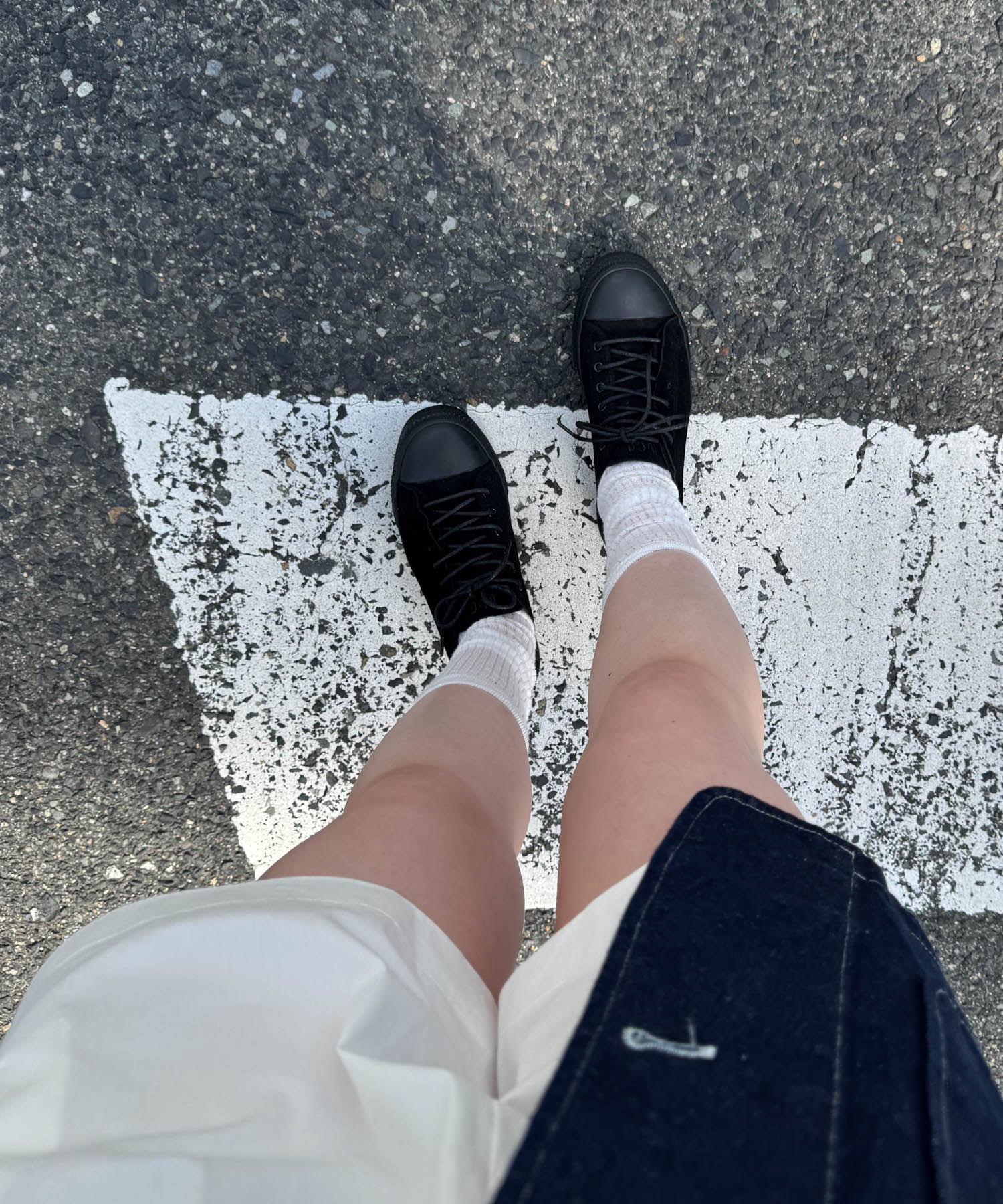 ローカットスニーカー