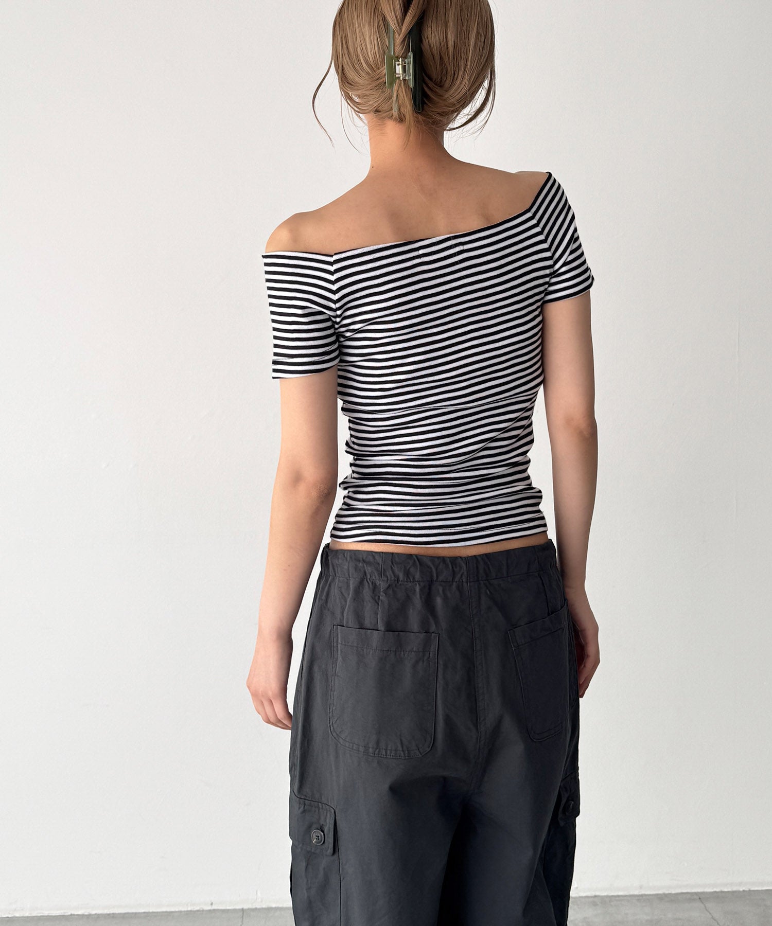 ボーダーオフショルTシャツ