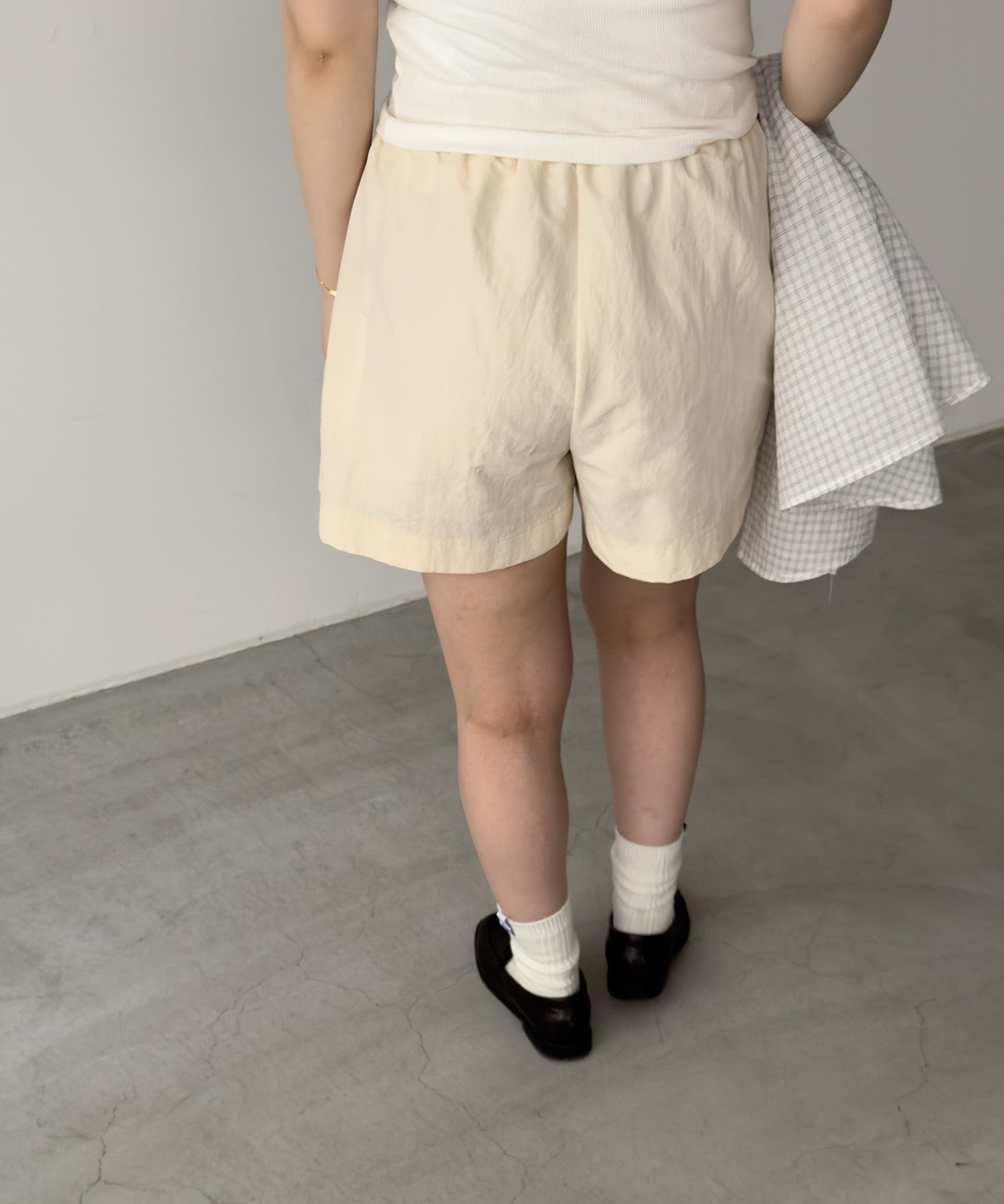 ドローストリングナイロンショートパンツ