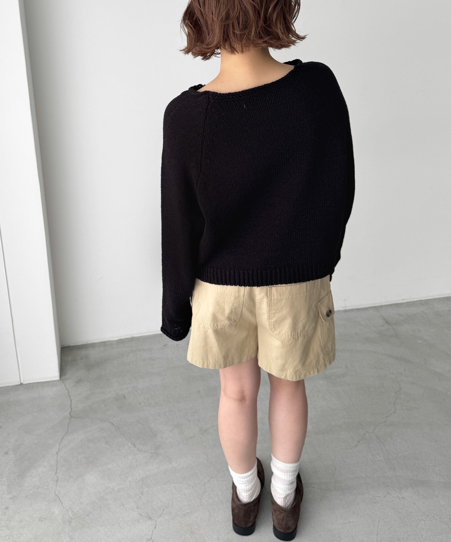 ラグラン袖ロールアップニット